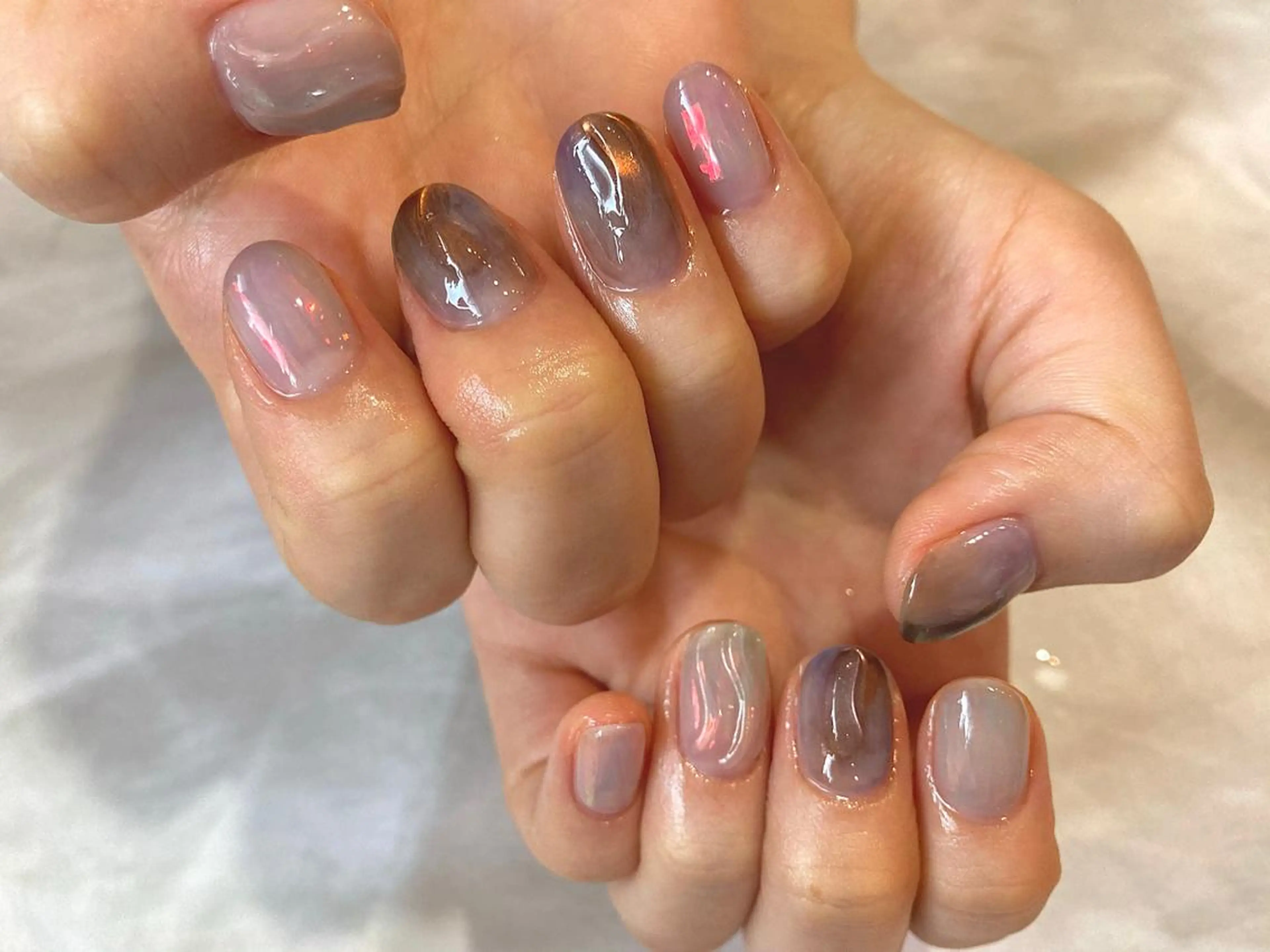 ショート カラー ネイル マツエク・マツパ ハンドネイル illum hicariのネイルデザイン