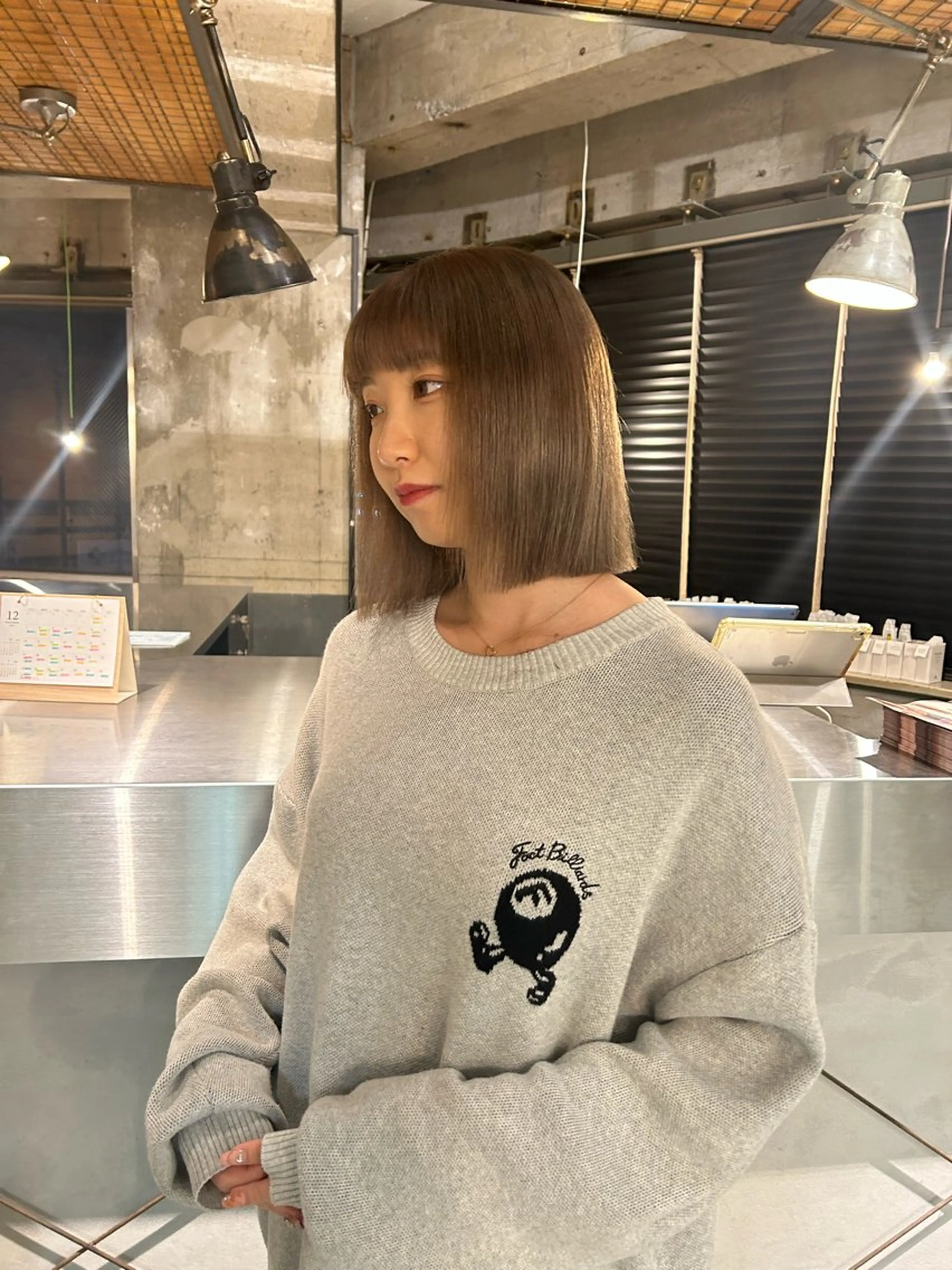 ミディアム カラー ベージュカラー ブリーチ ボブ カット ヘアカラー 丸みショート /nagisaのヘアスタイル
