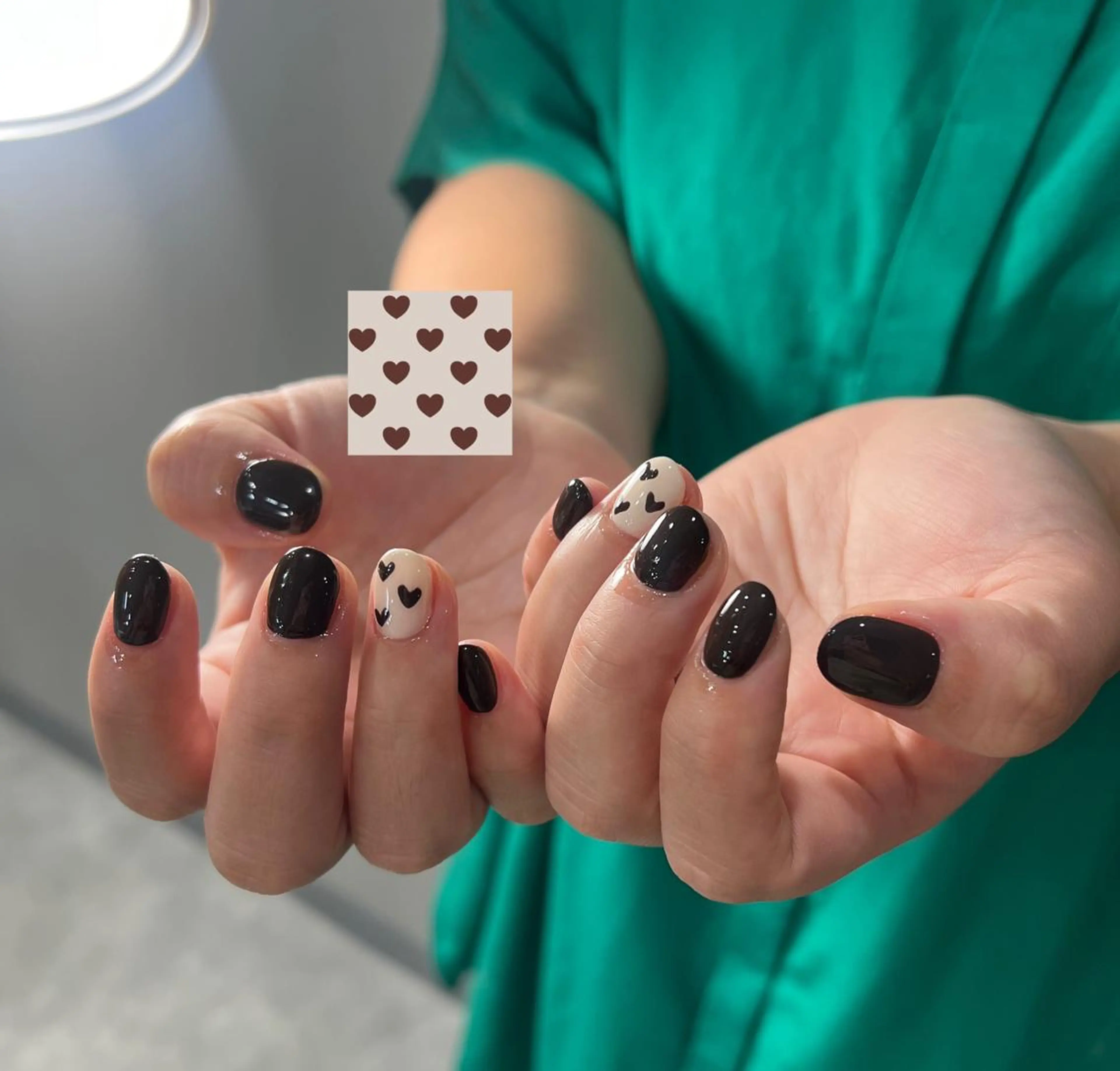 ネイル 持ち込み ストーンネイル ハンドネイル DL•BEAUTY / YUIのネイルデザイン