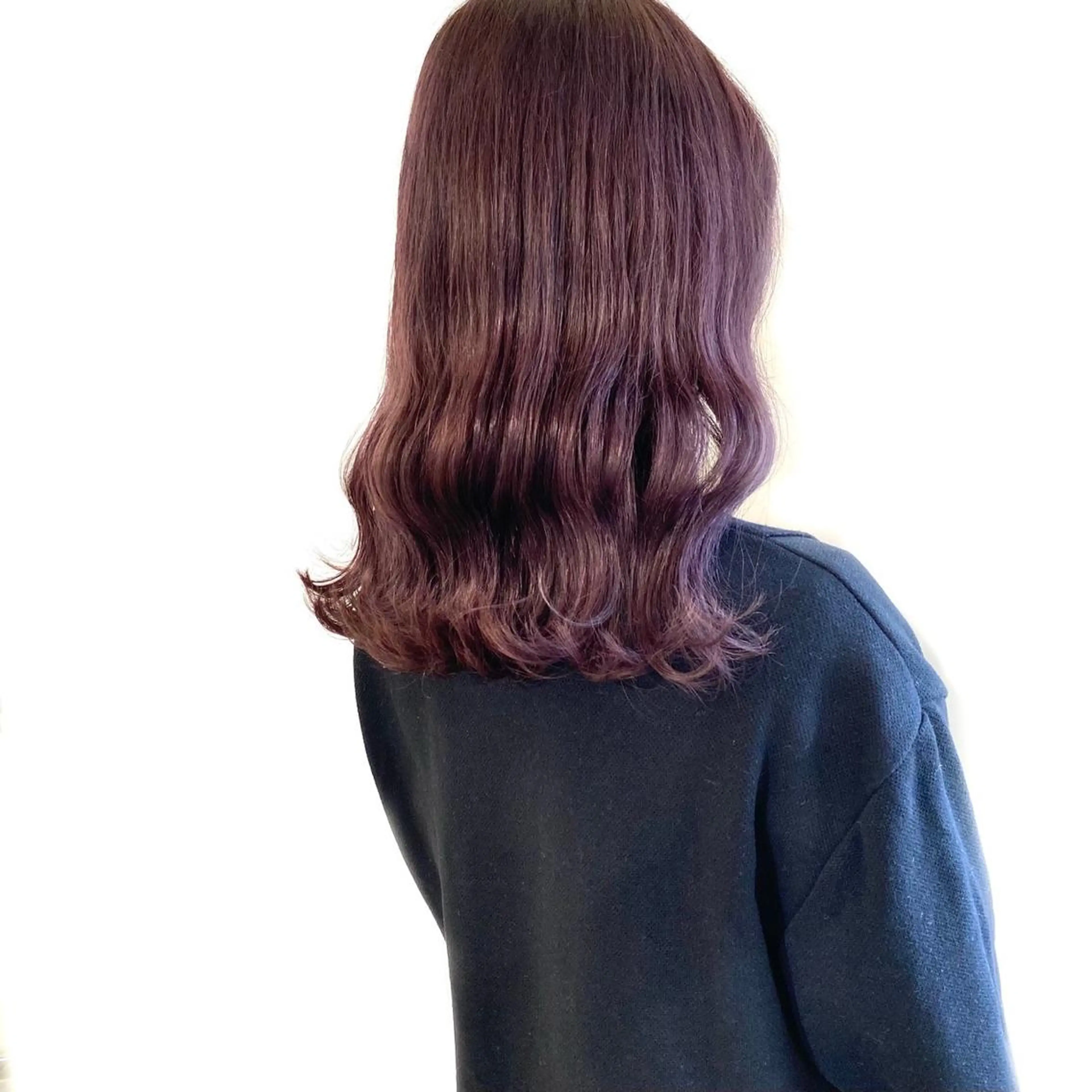 セミロング GOODDAY ヘアサロンのヘアスタイル