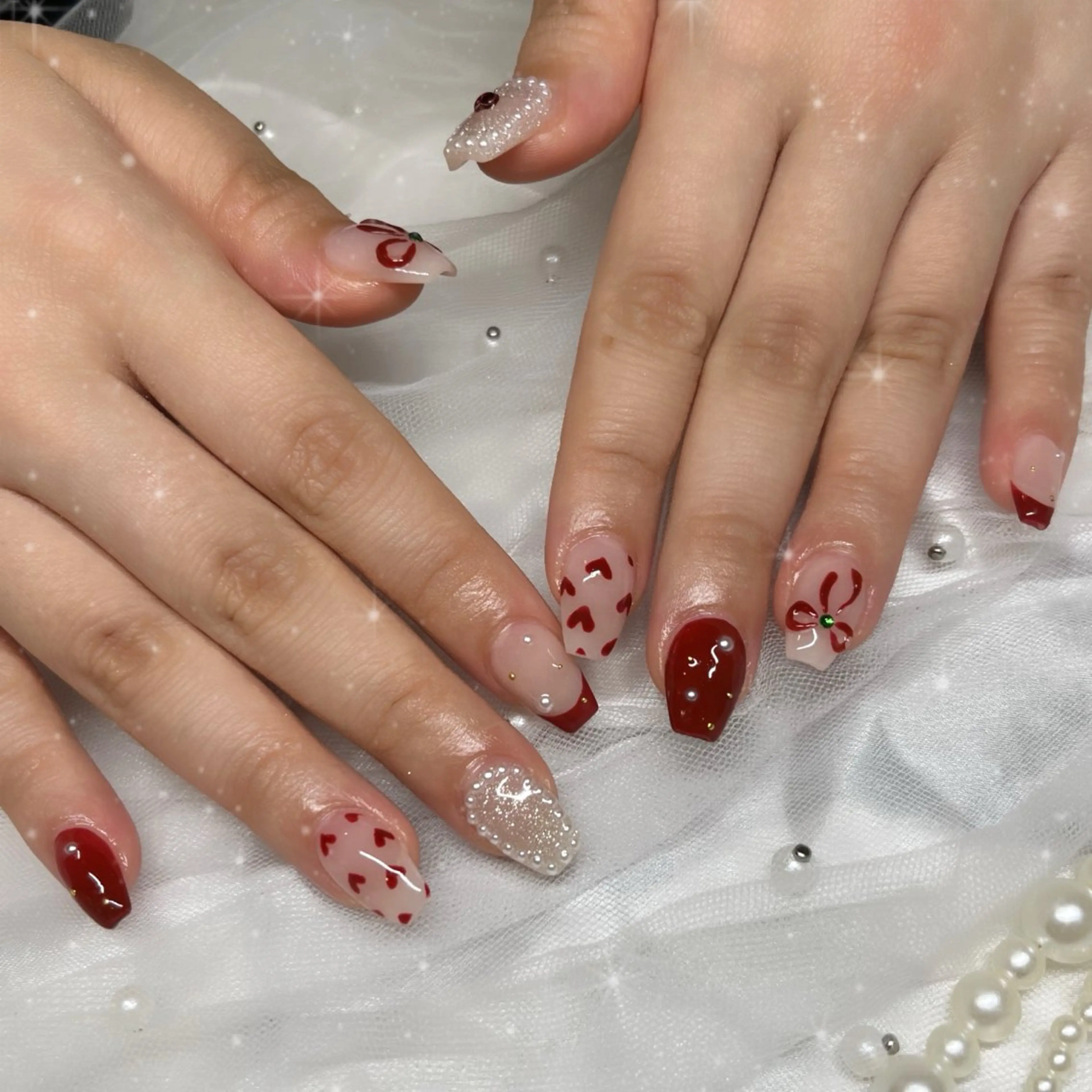 ネイル ハート リボン ハンドネイル ブルーデイジー栄本店所属・BlueDaisy 栄本店のネイルデザイン