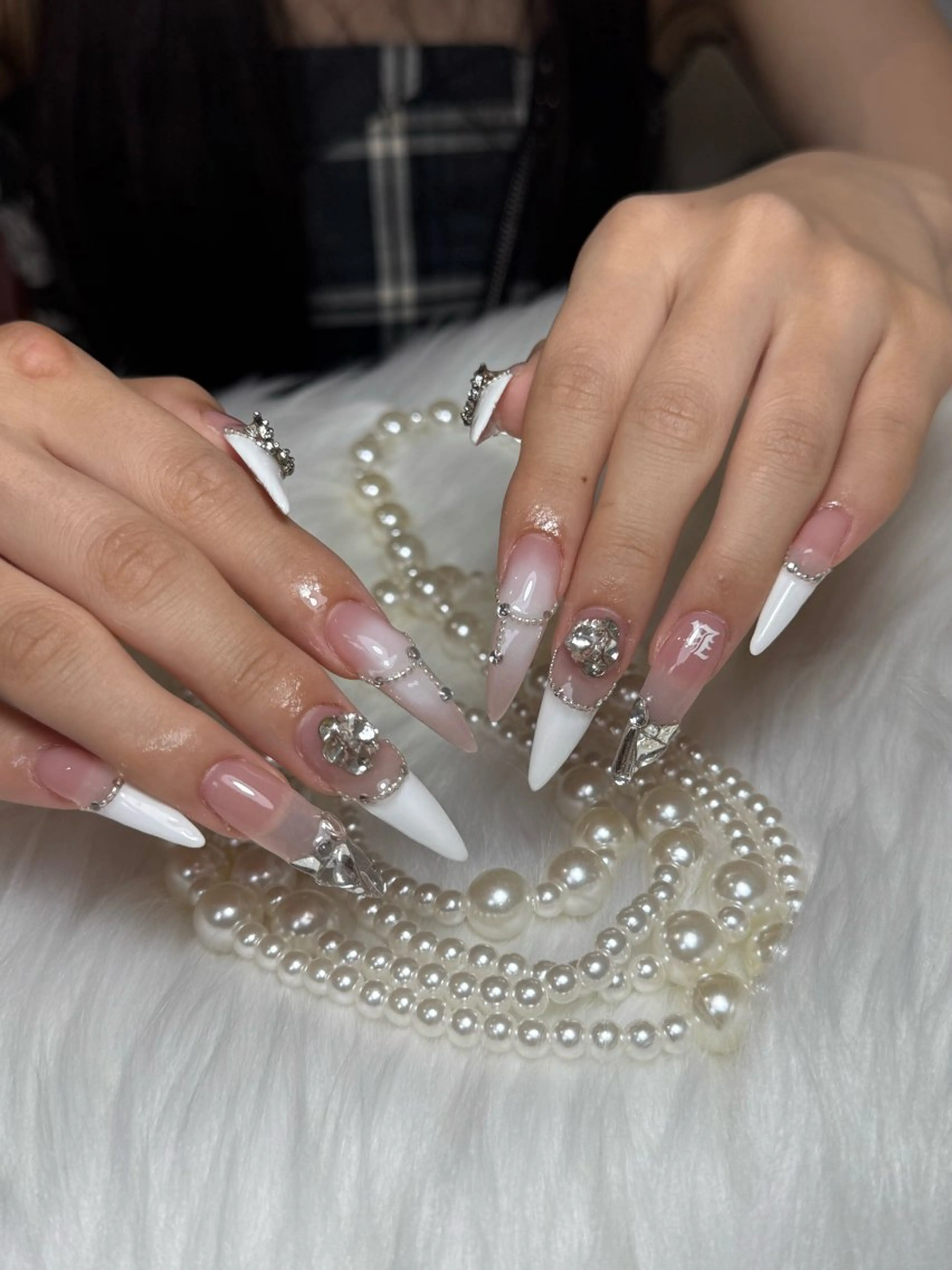 ネイル ハンドネイル ハンドケア DEMAIN- 🌹のネイルデザイン