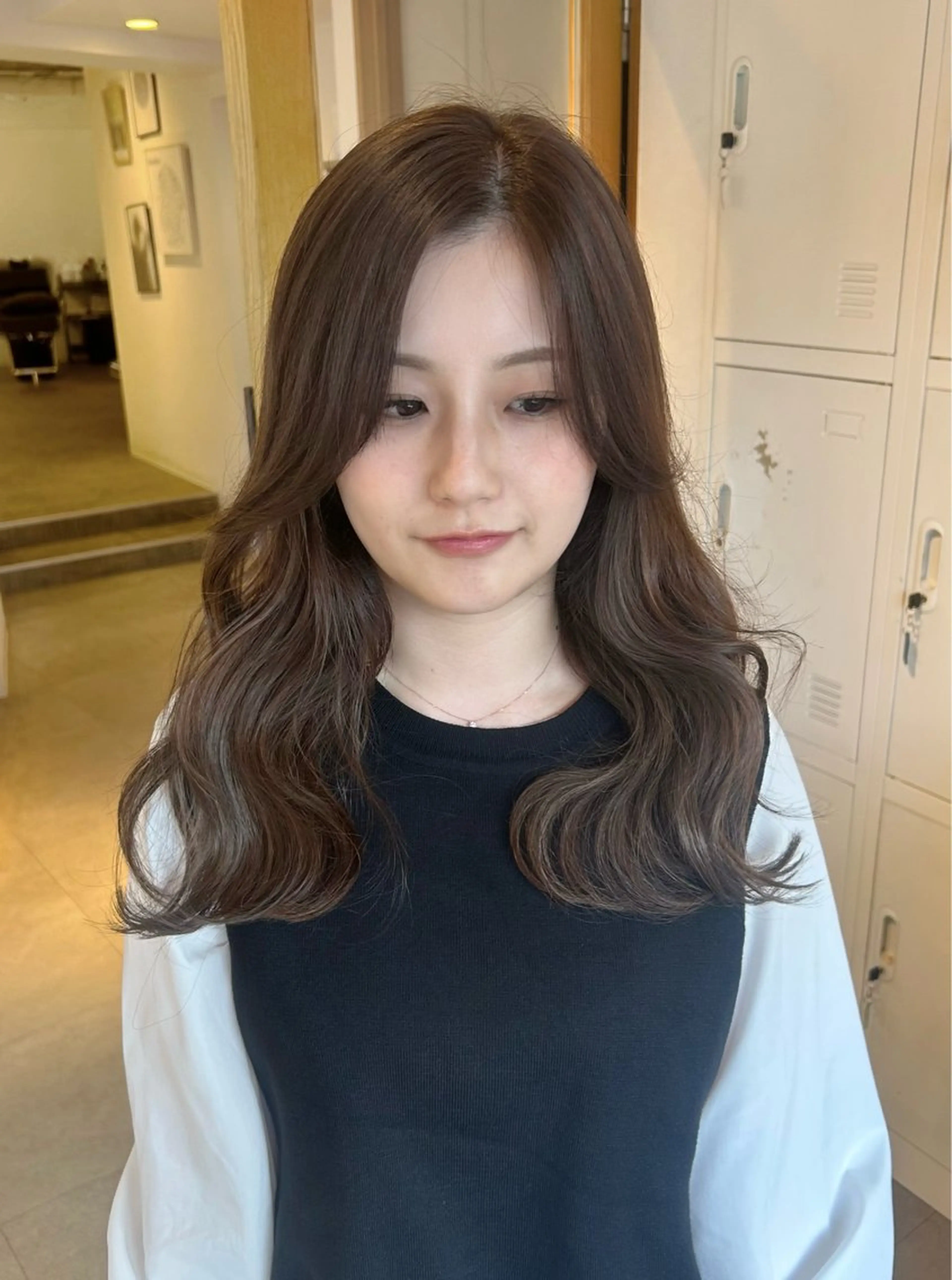 セミロング 女性専用サロン iiro所属・hina/透明感🍒 【元町】のヘアスタイル
