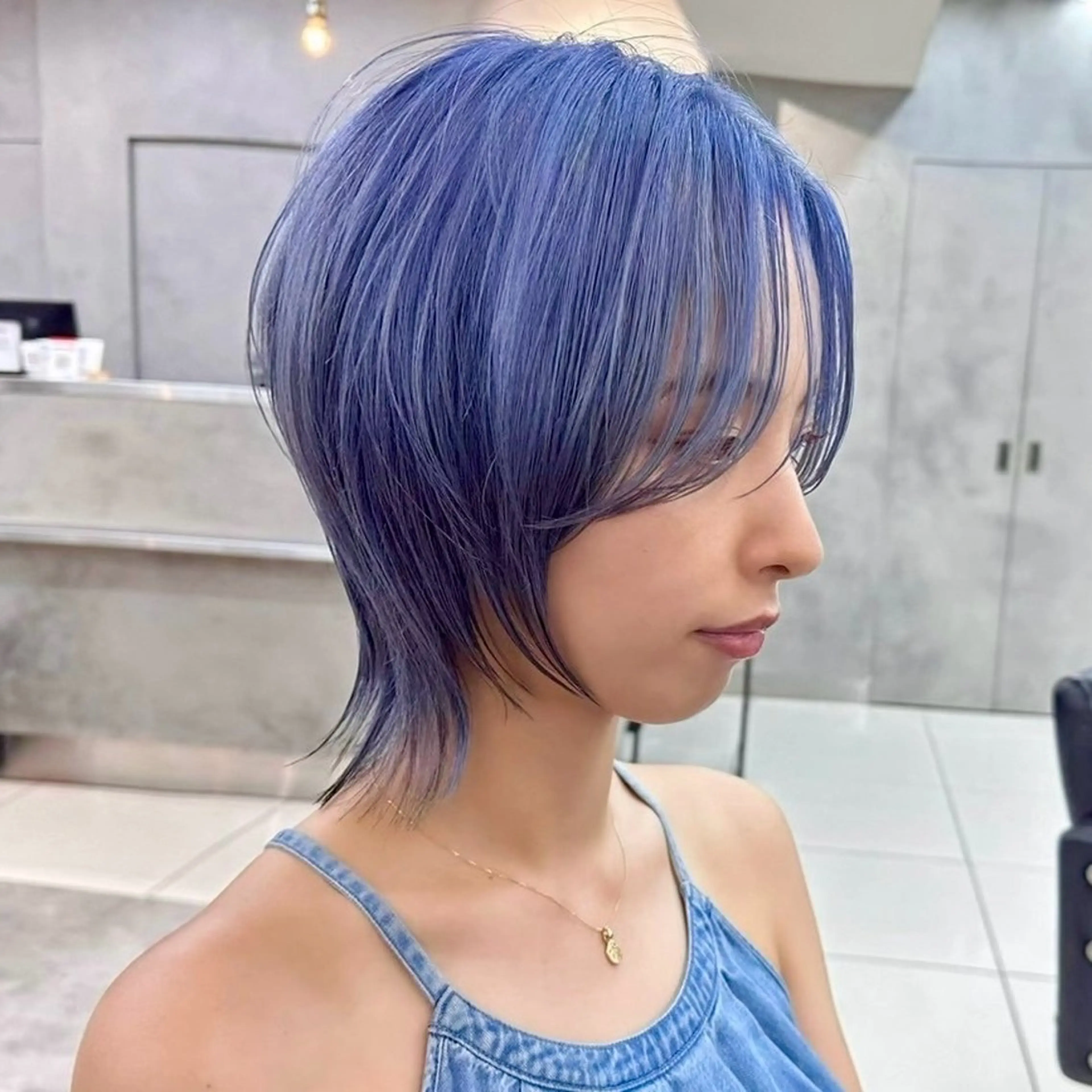 ミディアム カラー カット ヘアカラー ハイトーンカラー/ さらさのヘアスタイル