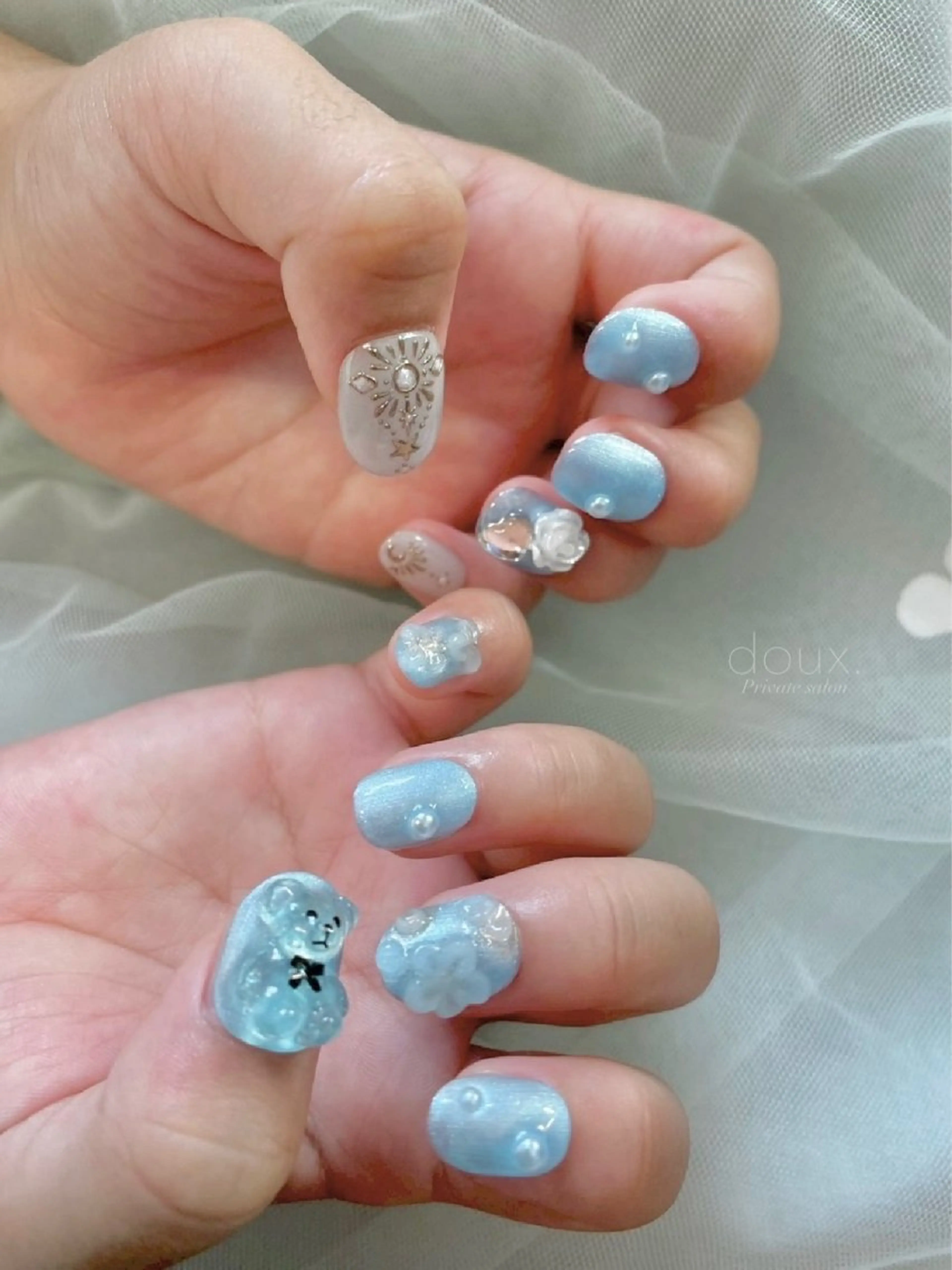 ネイル マグネットネイル ミラーネイル ネイルチップ ハンドネイル doux. nailのネイルデザイン