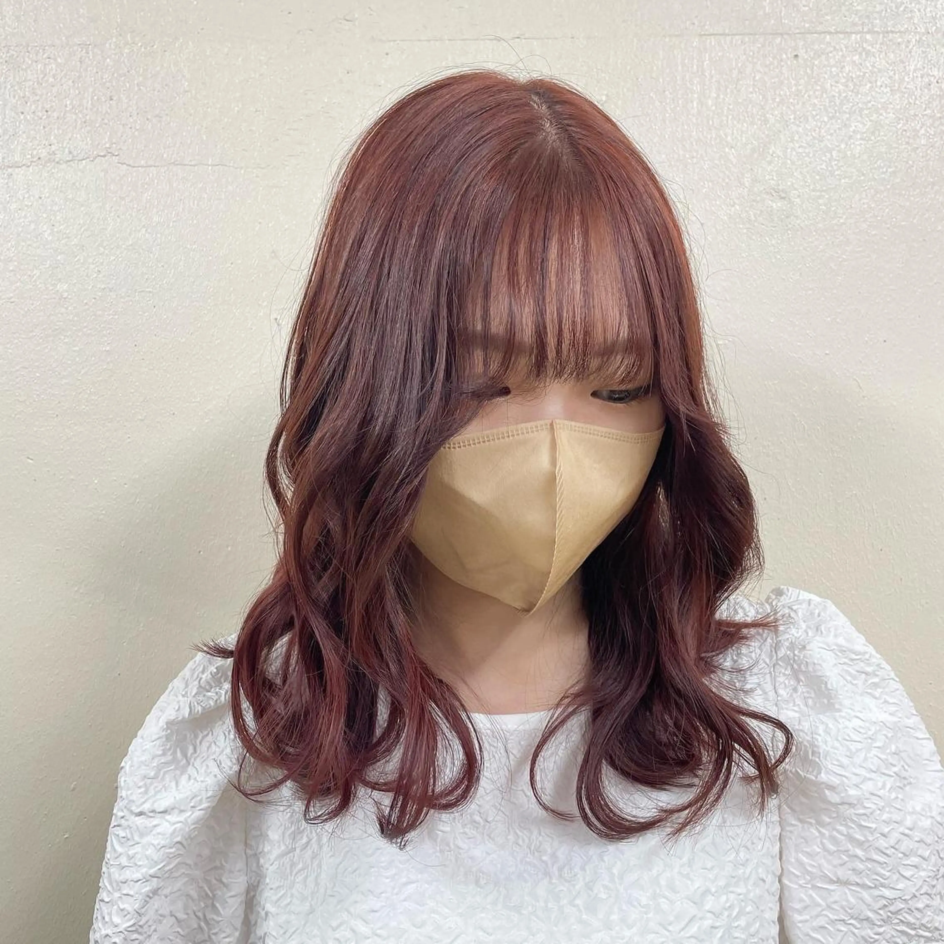 ミディアム カラー ブリーチ ピンクカラー ayu./hair stylist/暖色のヘアスタイル