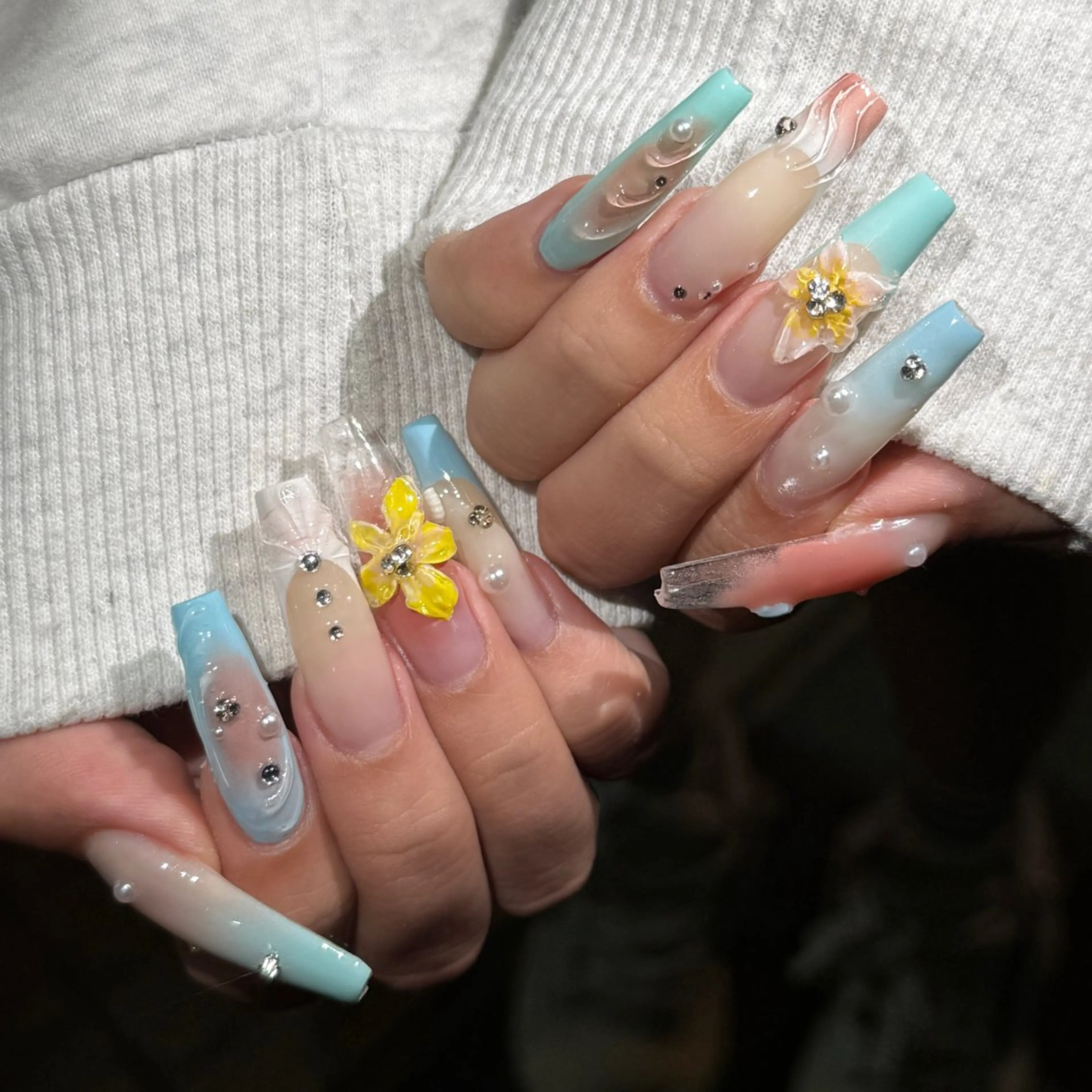 ネイル ハンドネイル DIAMOND Nail🥇のネイルデザイン