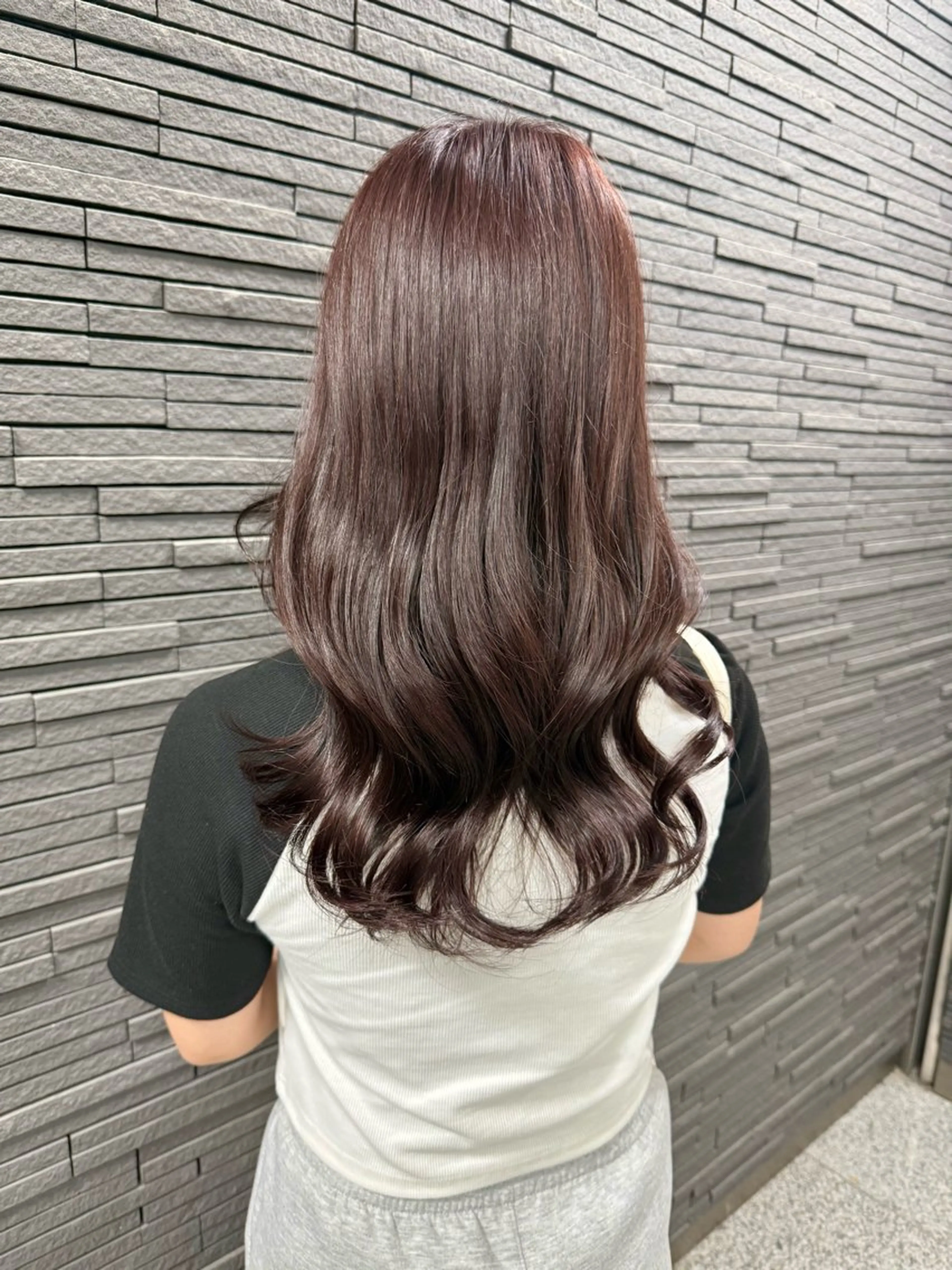 ロング ヘアカラー N+【エヌプラス】所属・川畑 心子のヘアスタイル