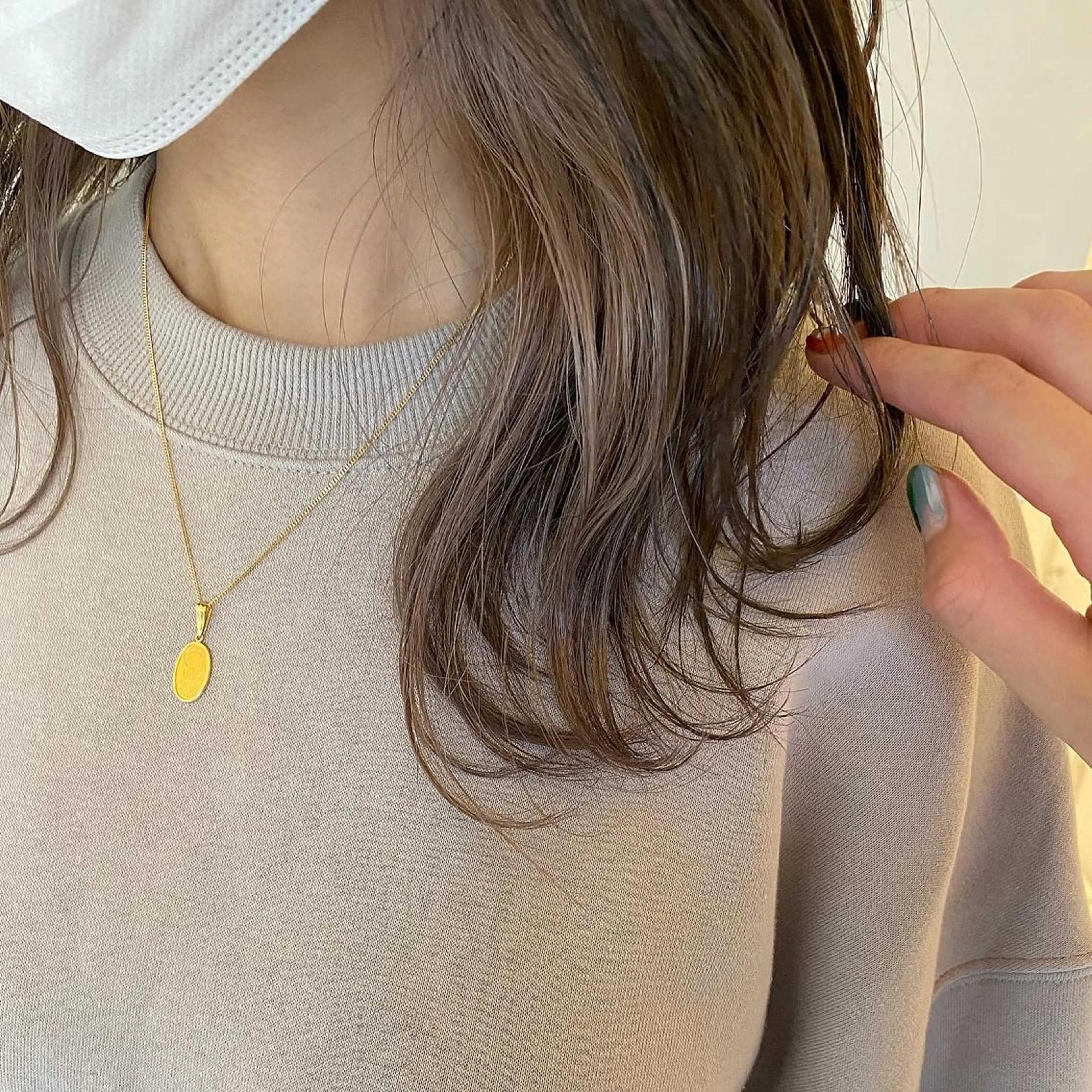 セミロング カラー プレイングカラー🤍 細めハイライトのヘアスタイル