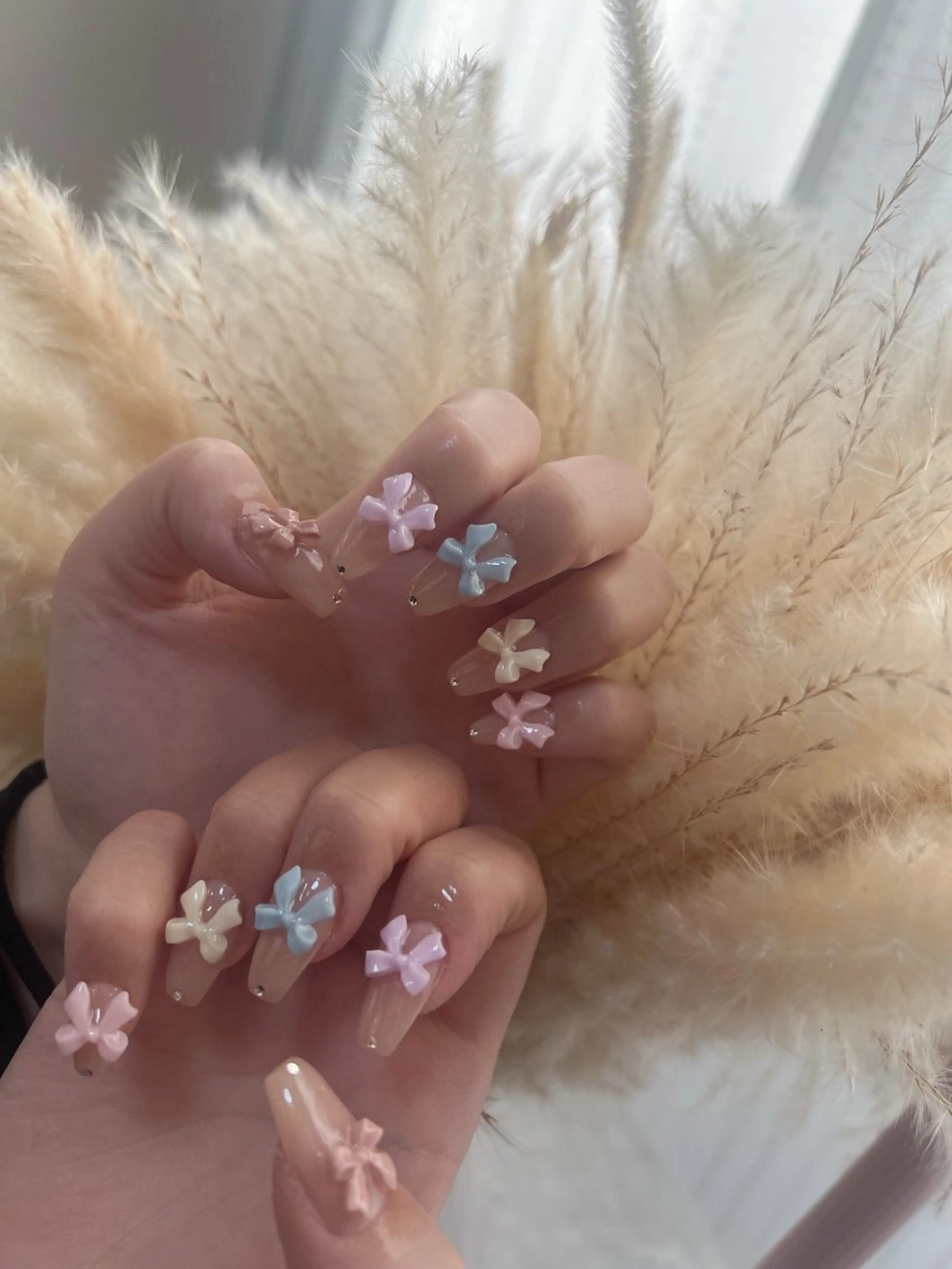 ネイル リボン ハンドネイル 川端 京香のネイルデザイン