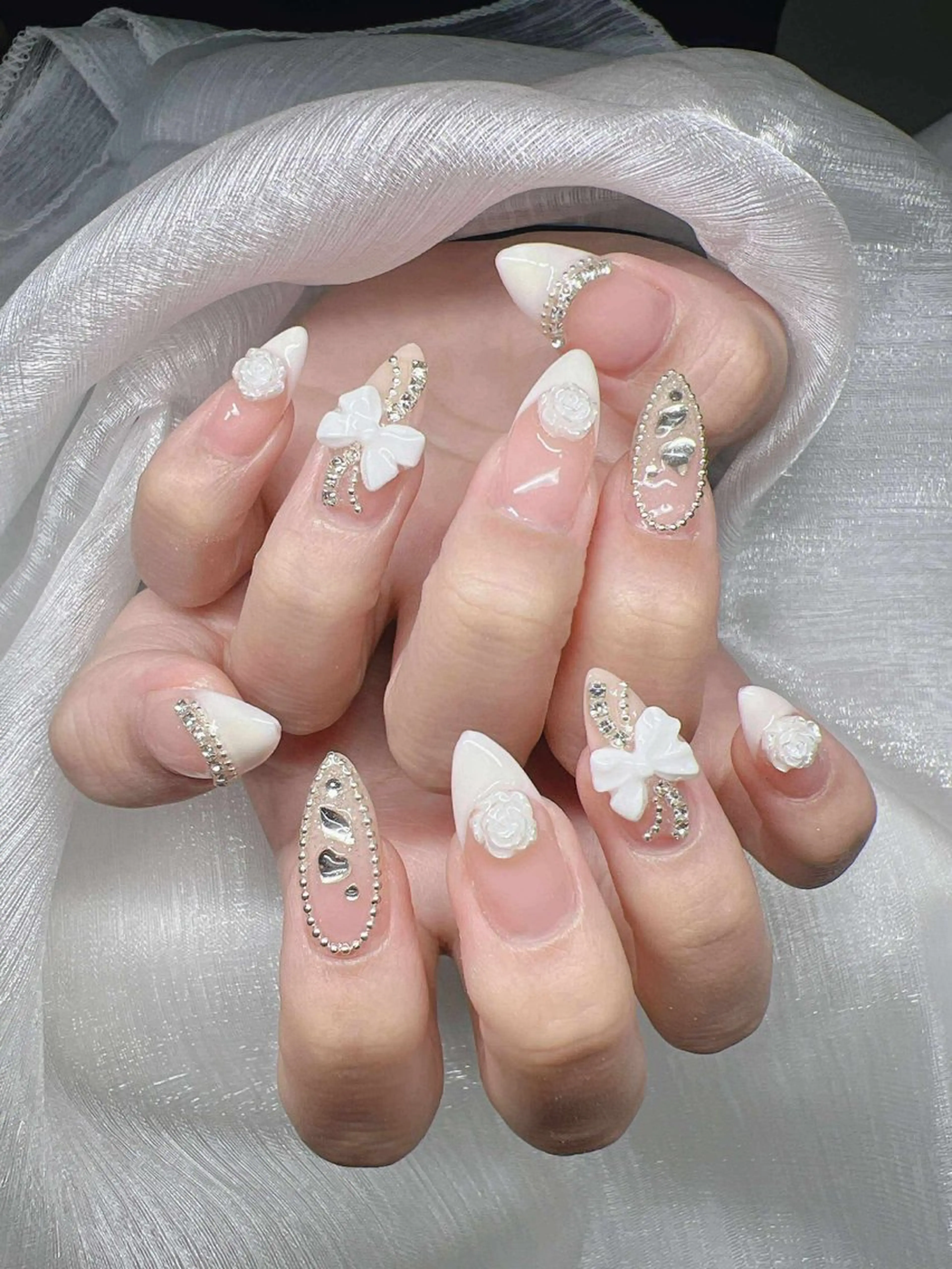 ネイル ハンドネイル Lee Nailsのネイルデザイン