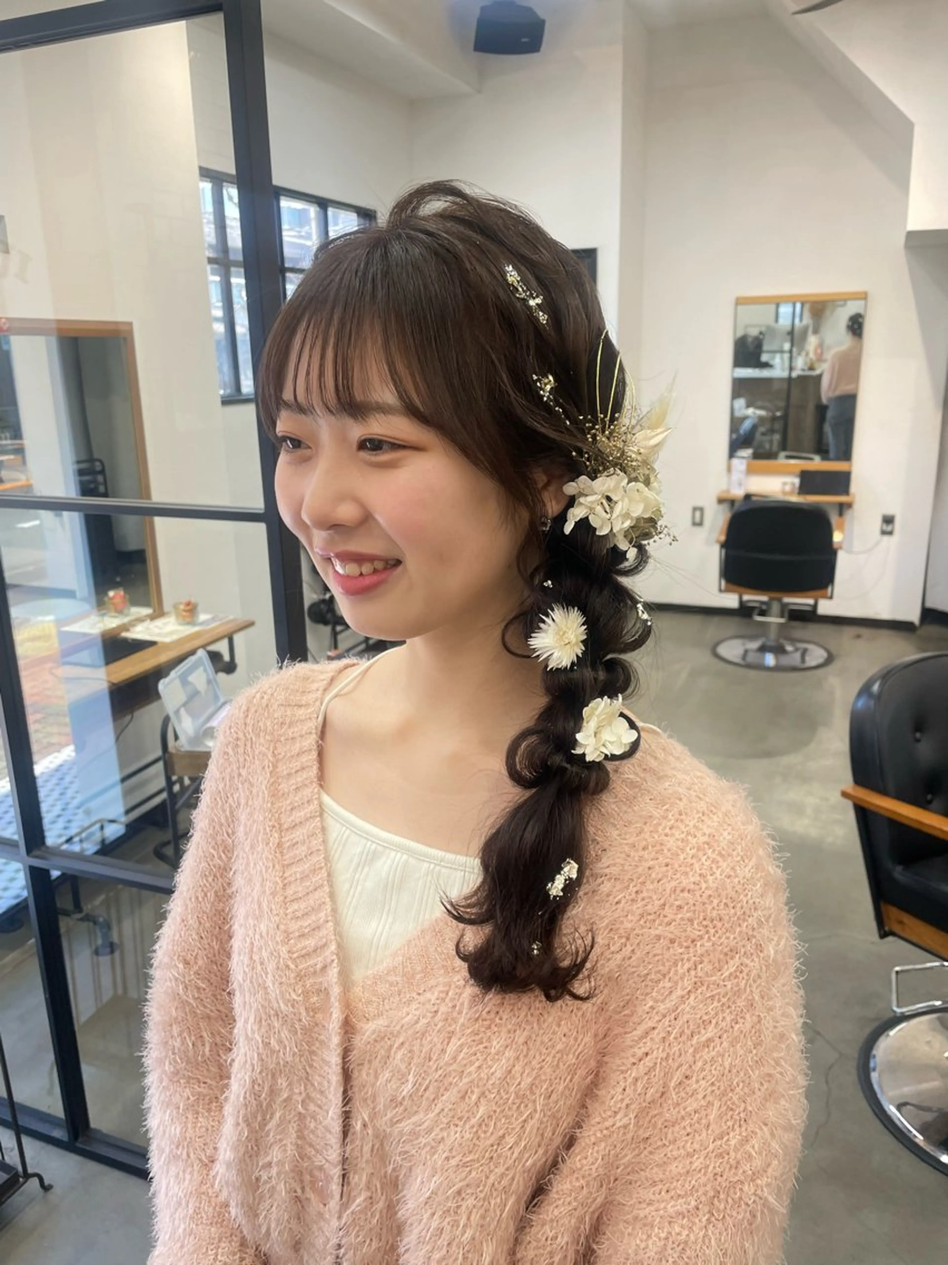 ロング ヘアアレンジ くすみベージュカラー 🪻HARUKAのヘアスタイル