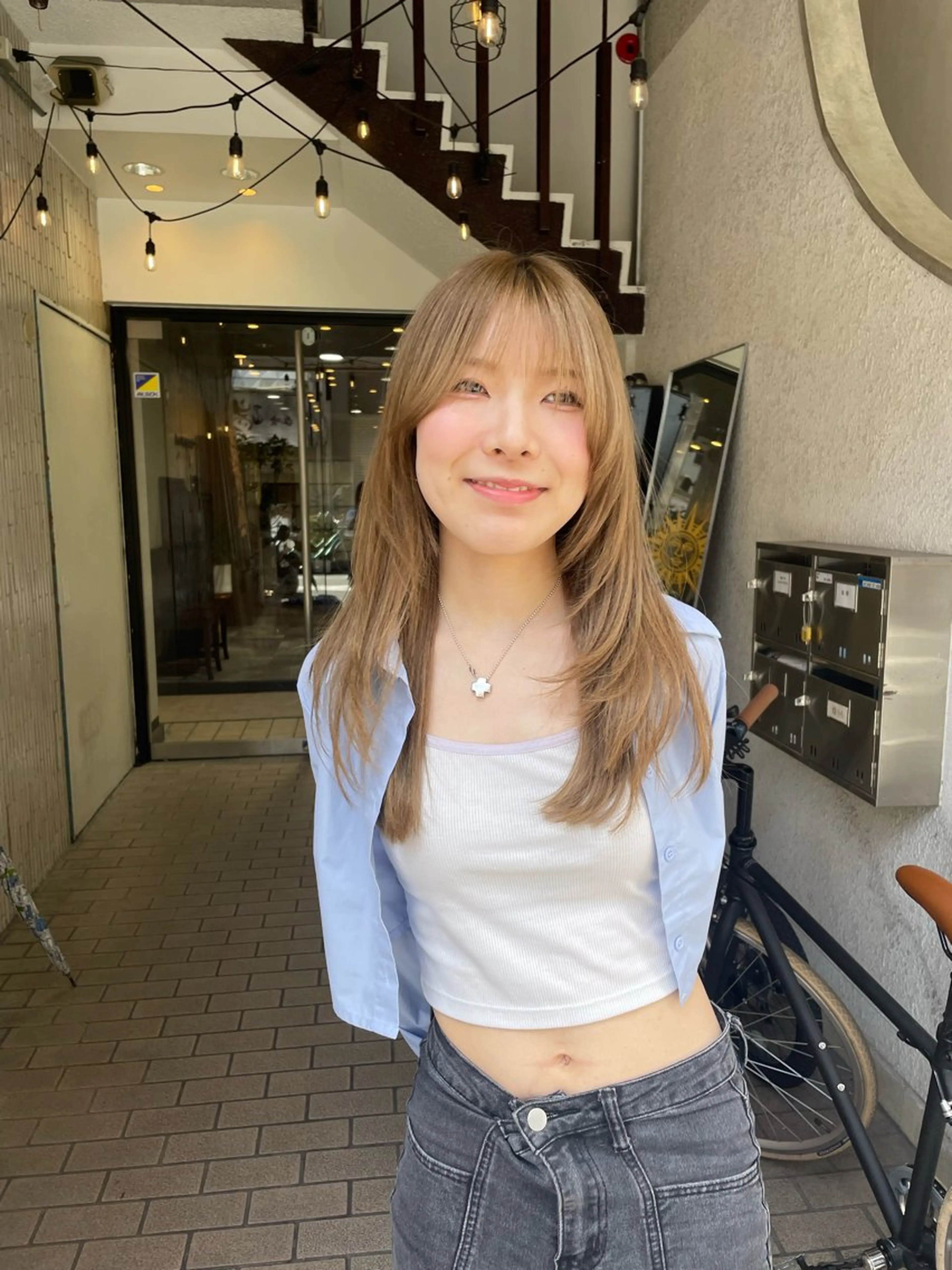 ロング カラー 山本 眞白のヘアスタイル