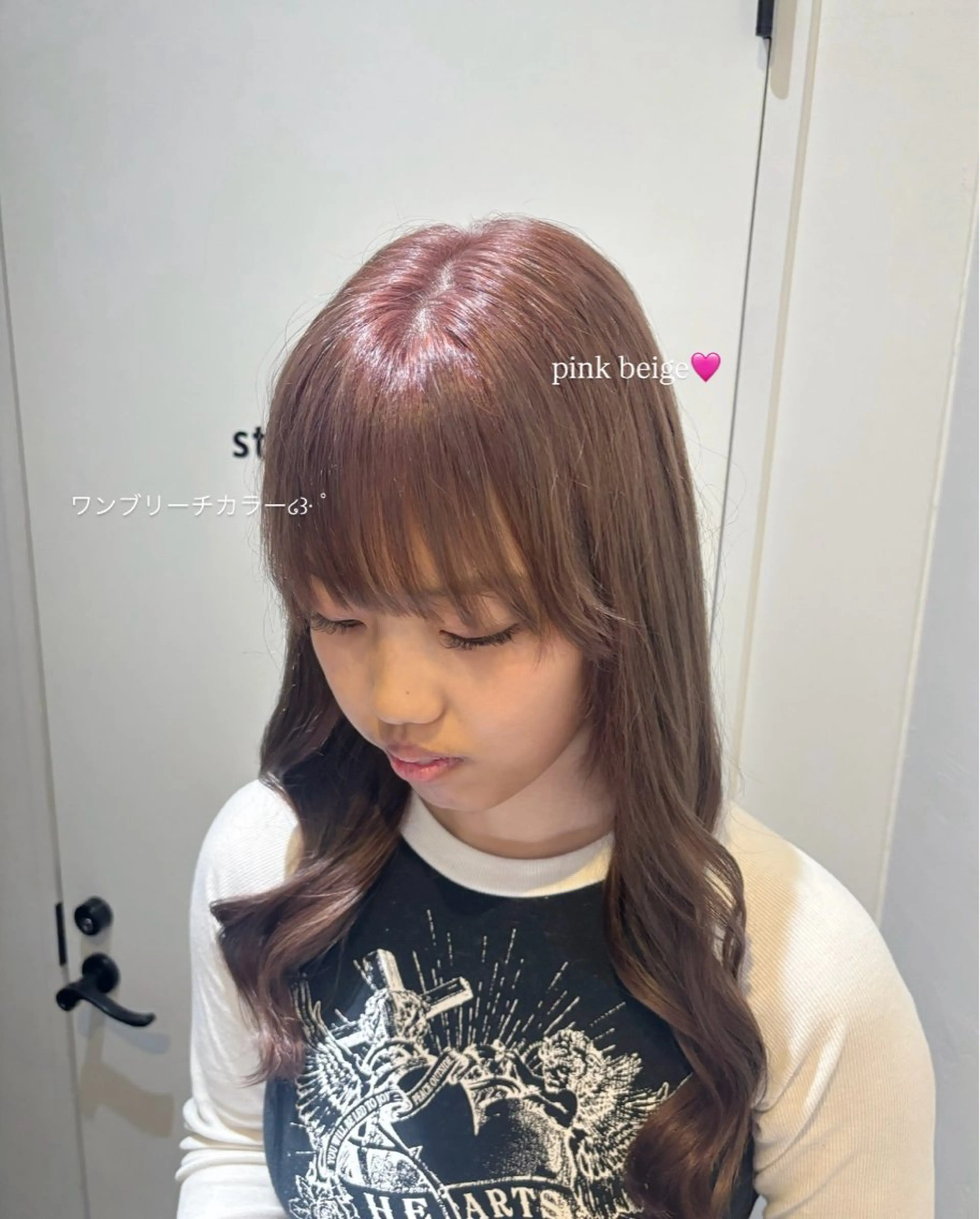 ロング イチセ ユキのヘアスタイル