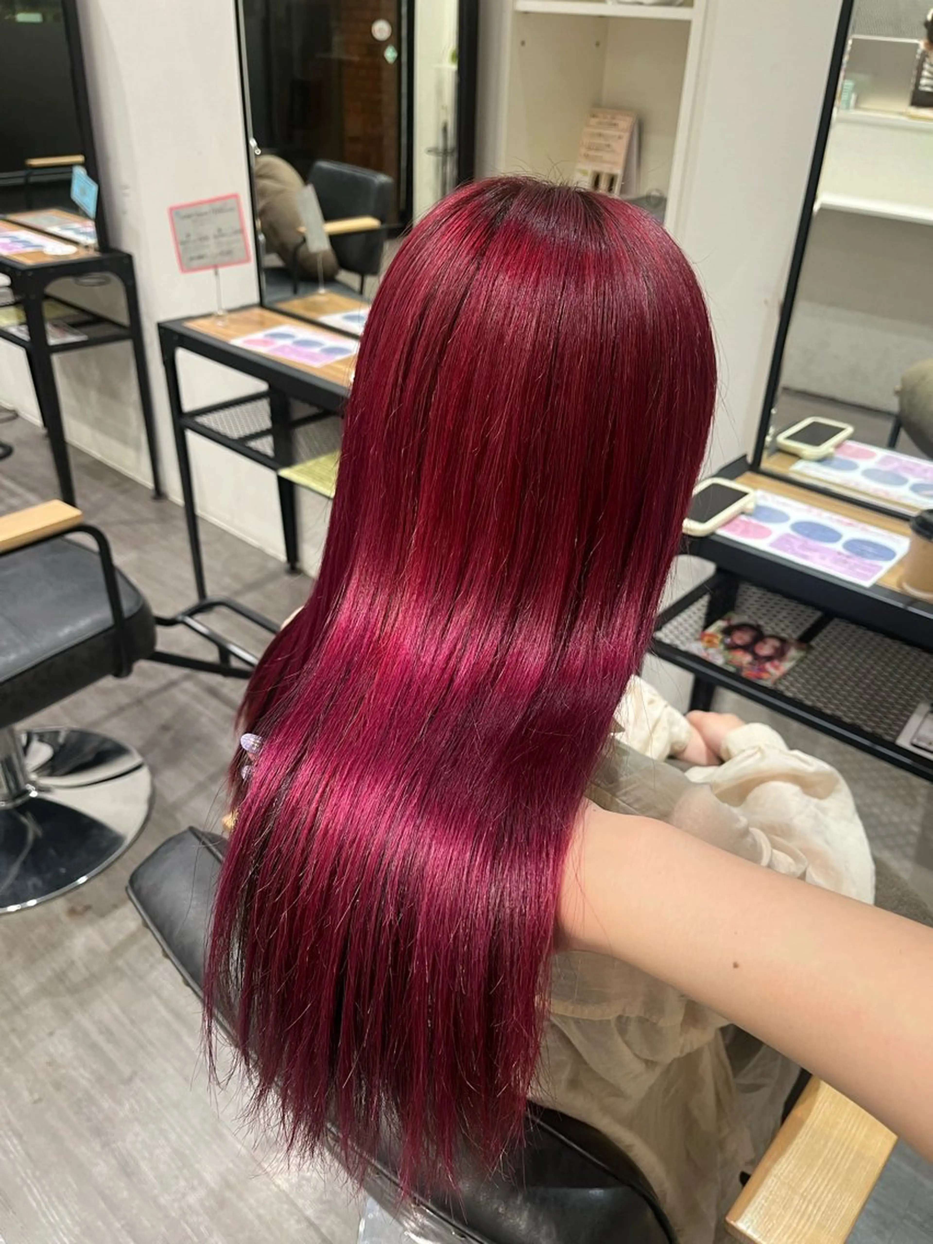ロング カラー カシス ピンクカラー ヘアカラー トリートメント カラーリスト💟草間 紫音💟のヘアスタイル