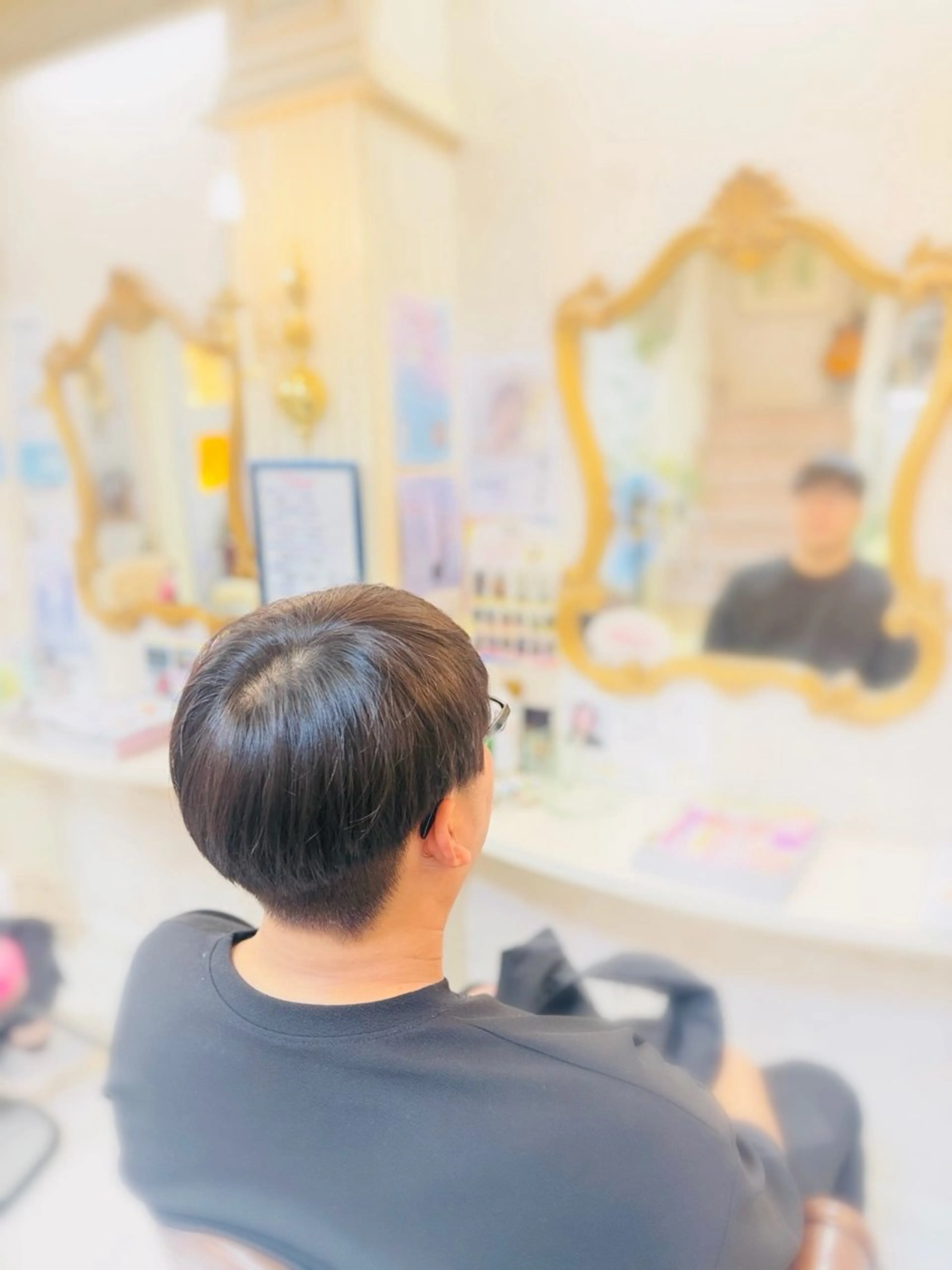 ショート カット 美容室ティンカーベル所属・菅沼 美咲のヘアスタイル