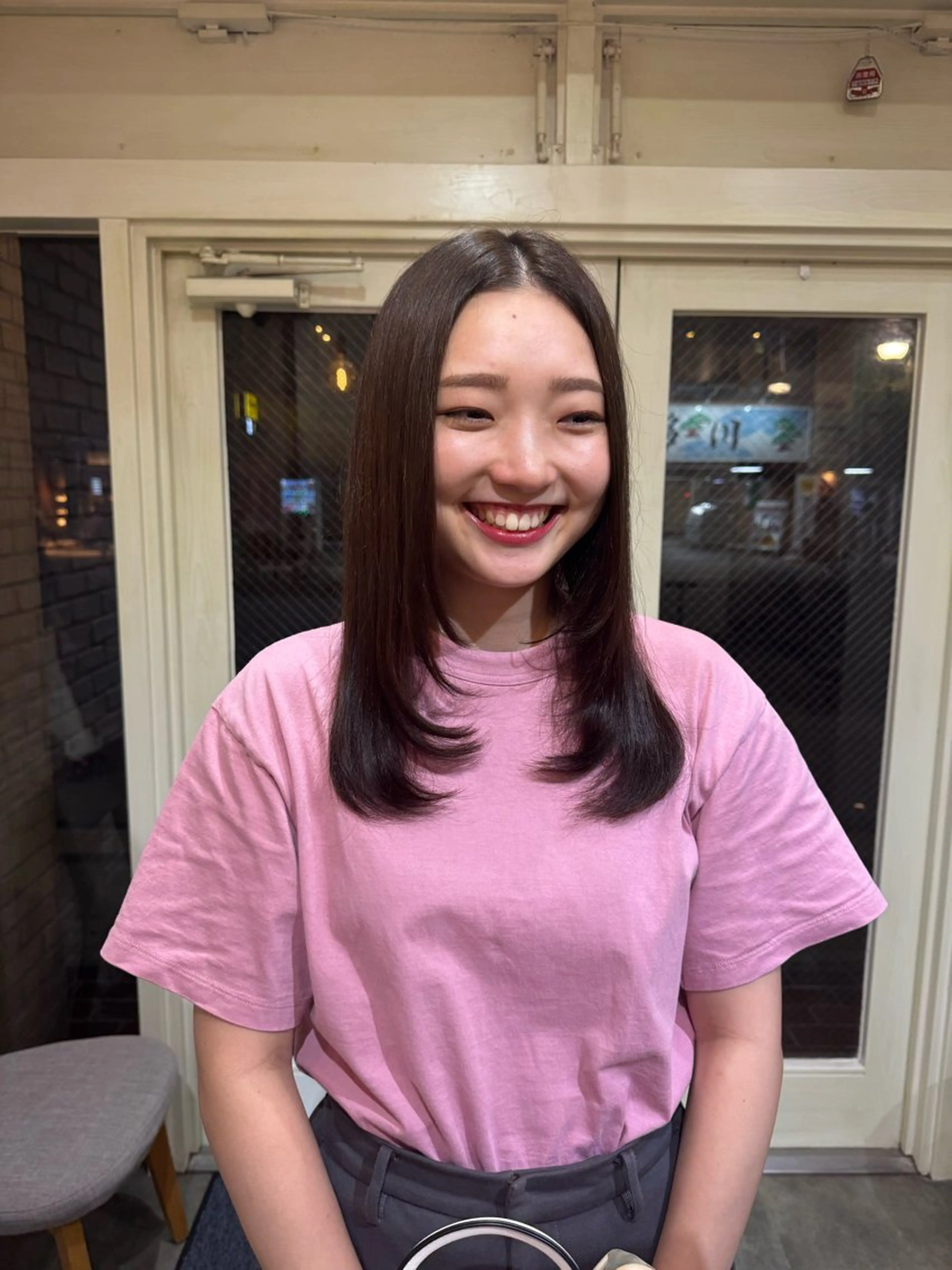 セミロング 阿部 ことみのヘアスタイル