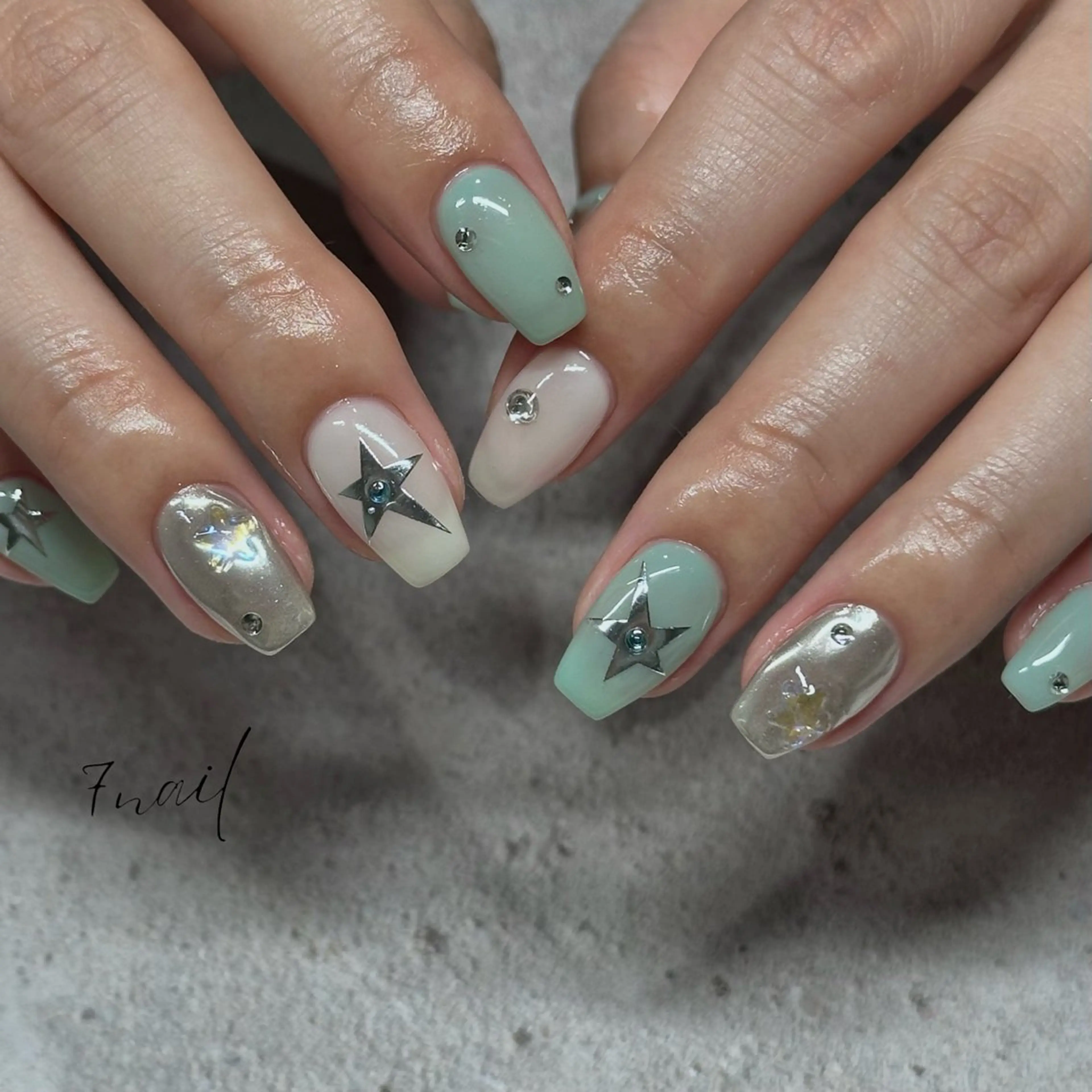 ネイル ハンドネイル 7 NAILのネイルデザイン