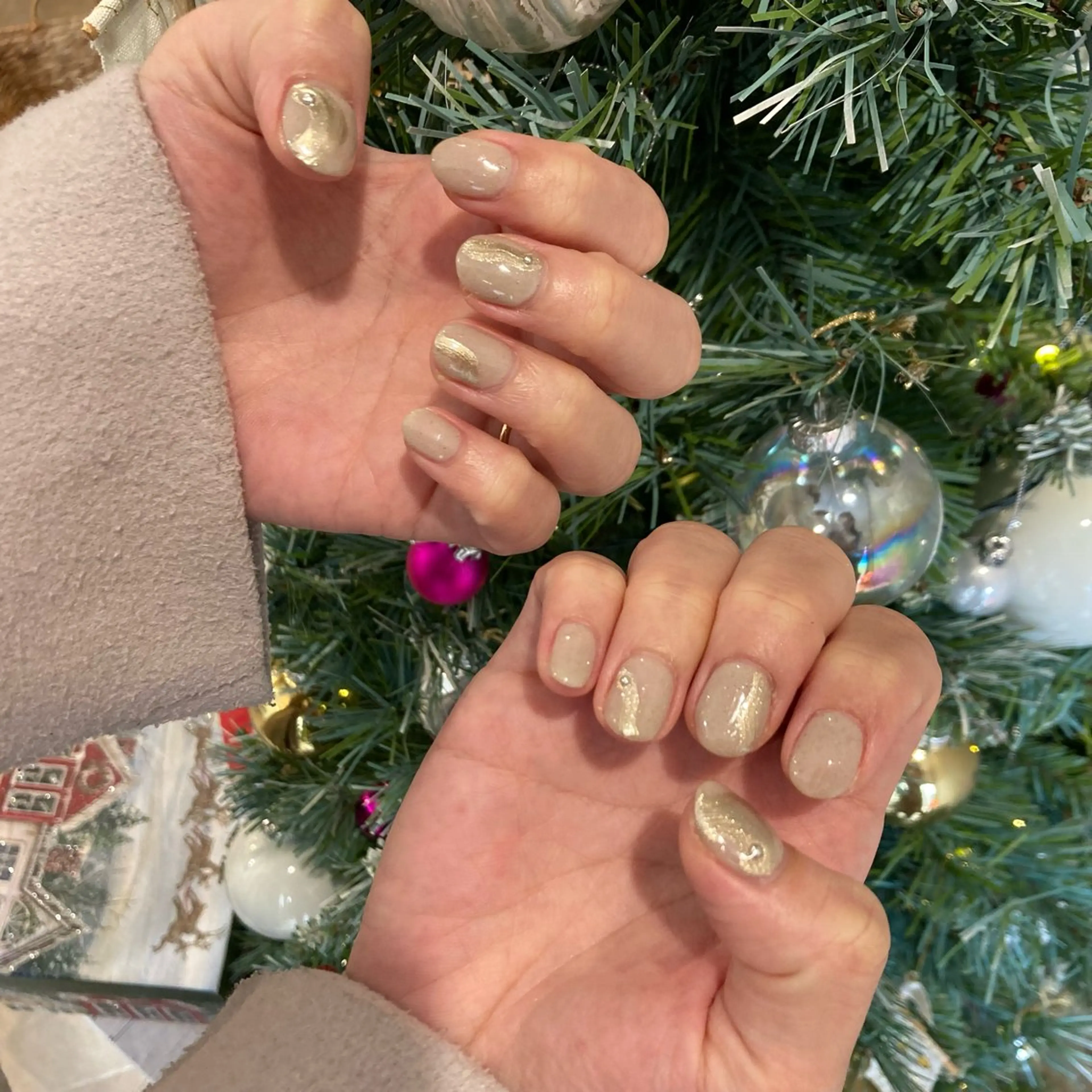 ネイル Aloha  Luana HIKAWASANDOU所属・AlohaLuana 🌺 naoのネイルデザイン