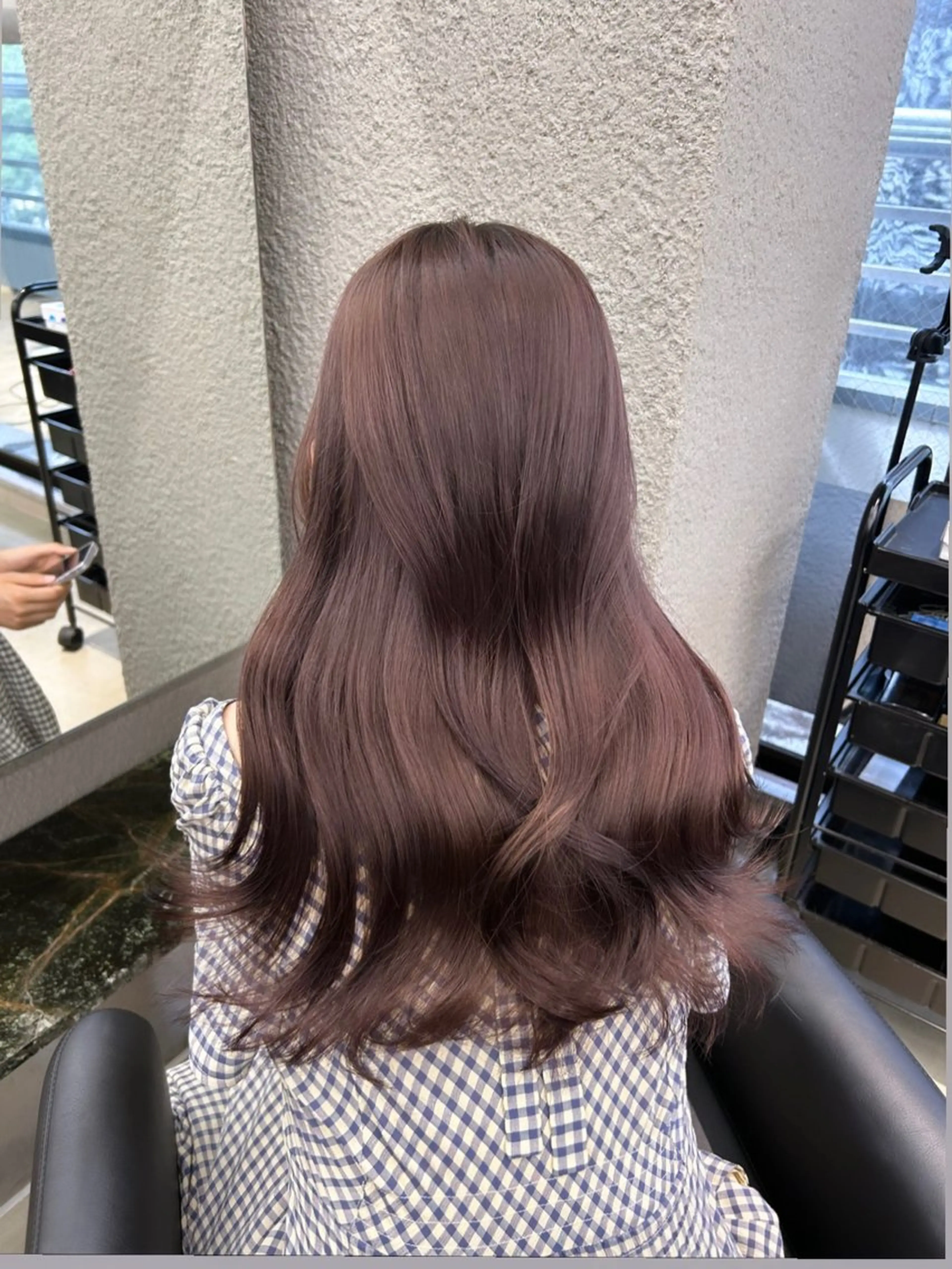 ロング カラー ブリーチ 韓国風ヘア ヘアカラー トリートメント 名古屋栄♡PELE 上品な透明感ベージュのヘアスタイル