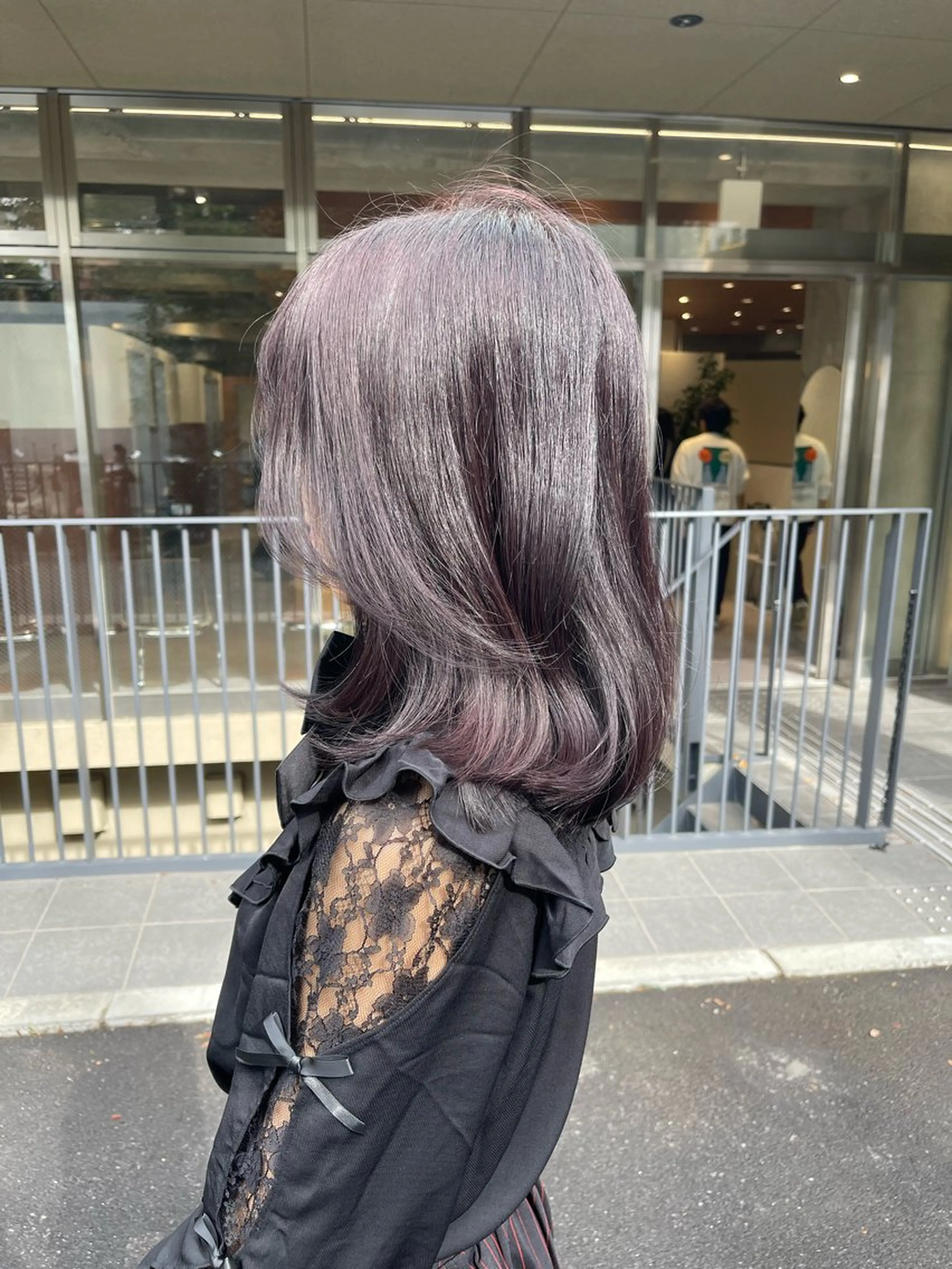ミディアム ヘアカラー トリートメント ヘッドスパ ラベンダー/レイヤー カット🤎mamiのヘアスタイル