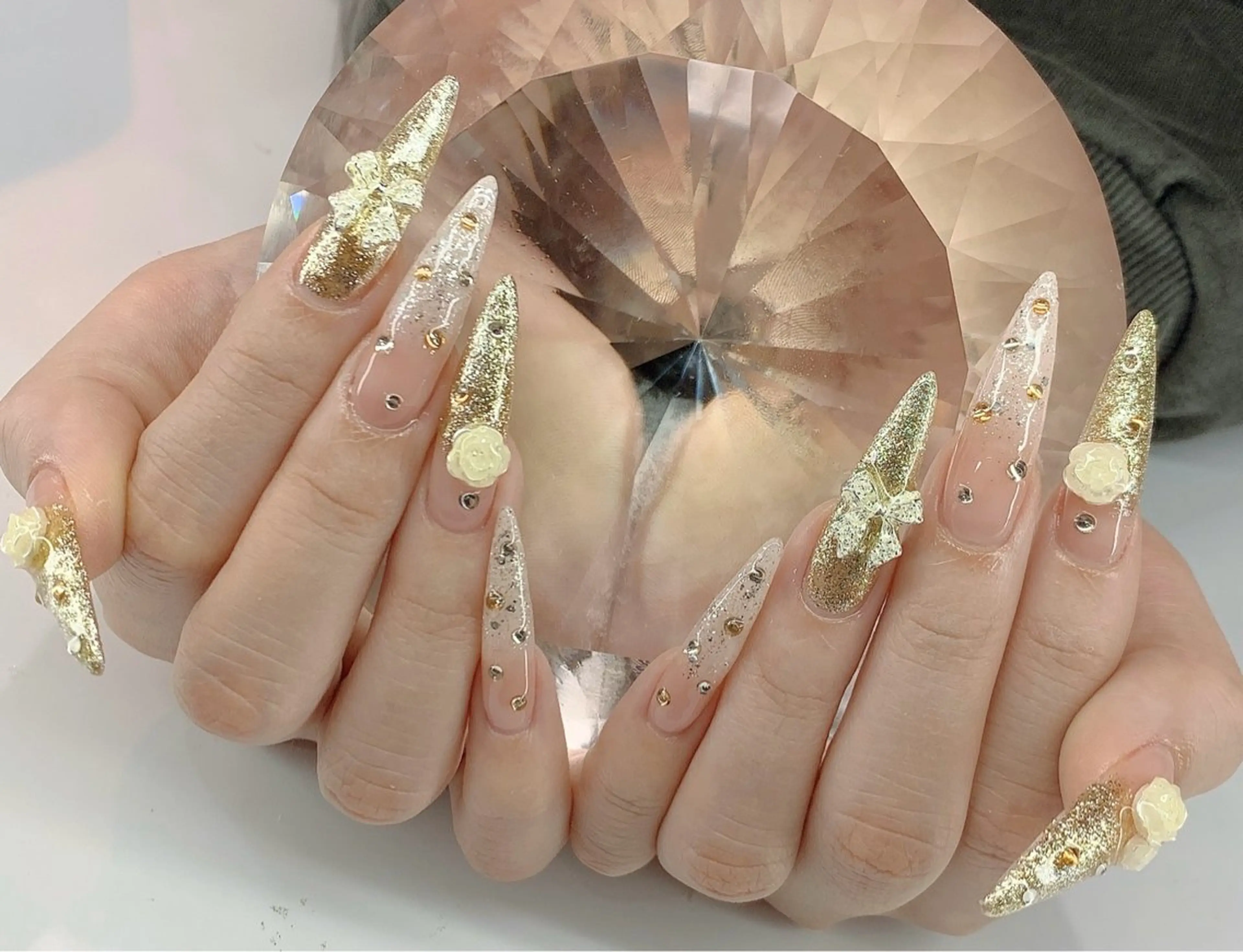 ネイル ハンドネイル LoaChaton kaeのネイルデザイン