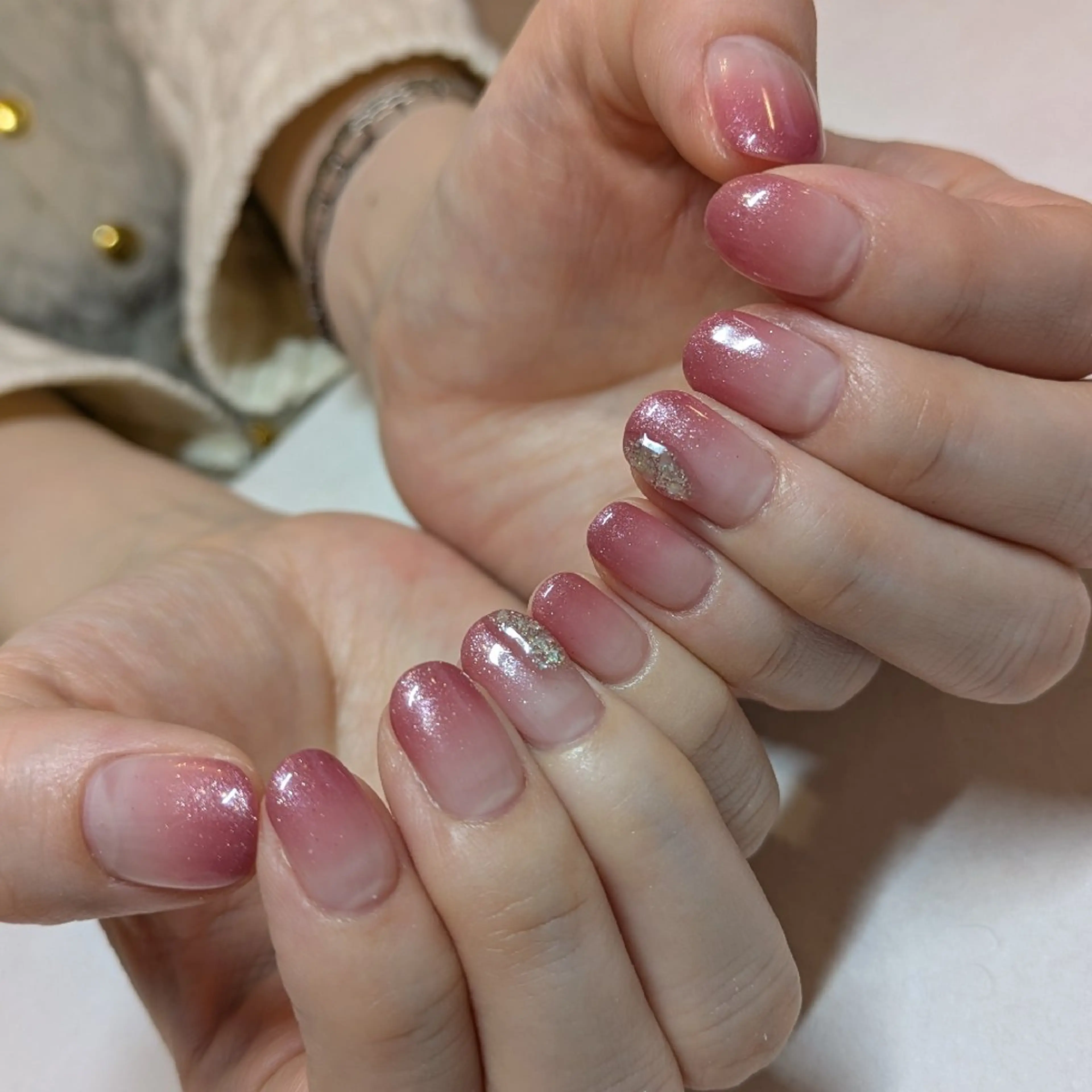 ネイル キラキラネイル ジェヌインネイル 河内のネイルデザイン