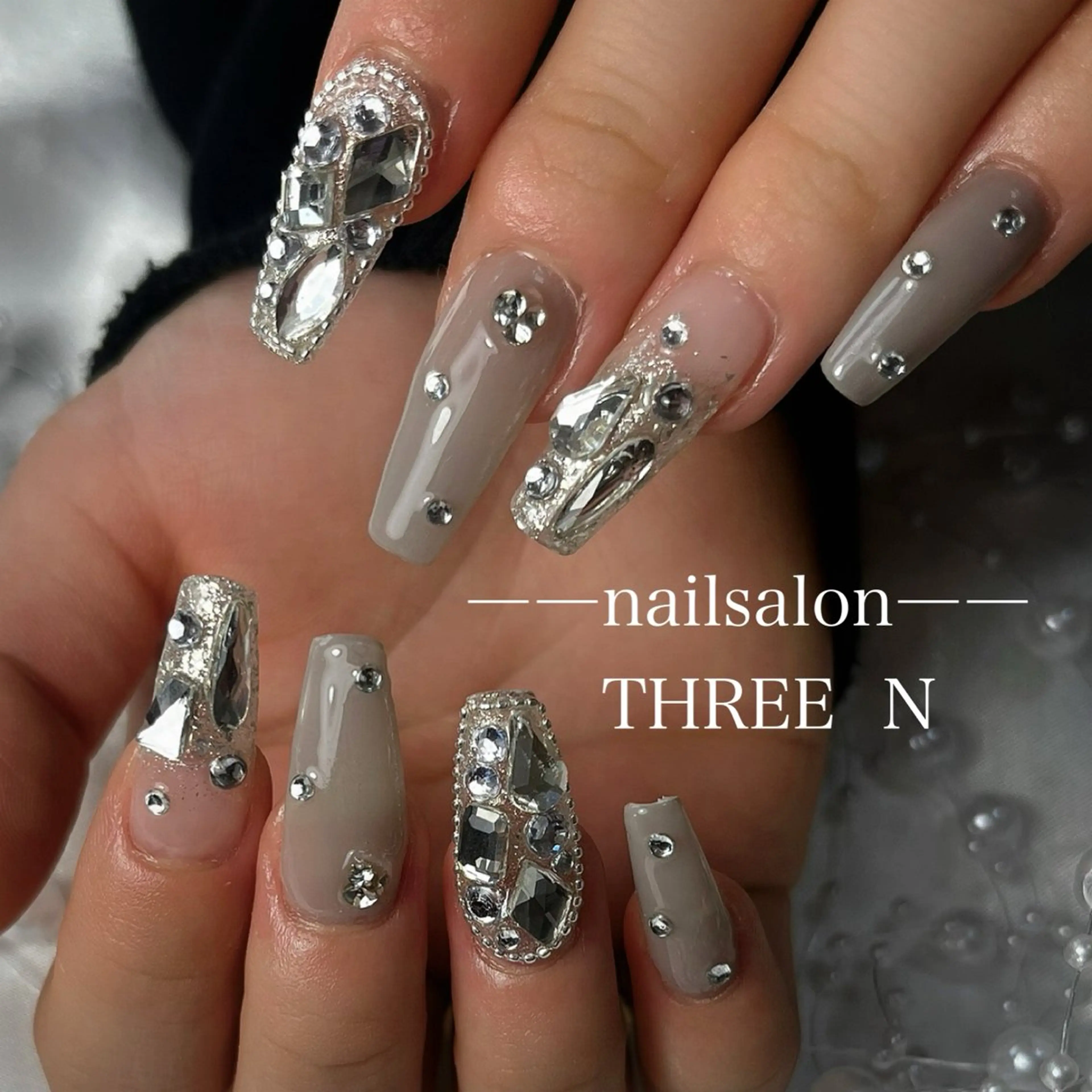 ネイル ハンドネイル Nail Salon THREE  Nのネイルデザイン