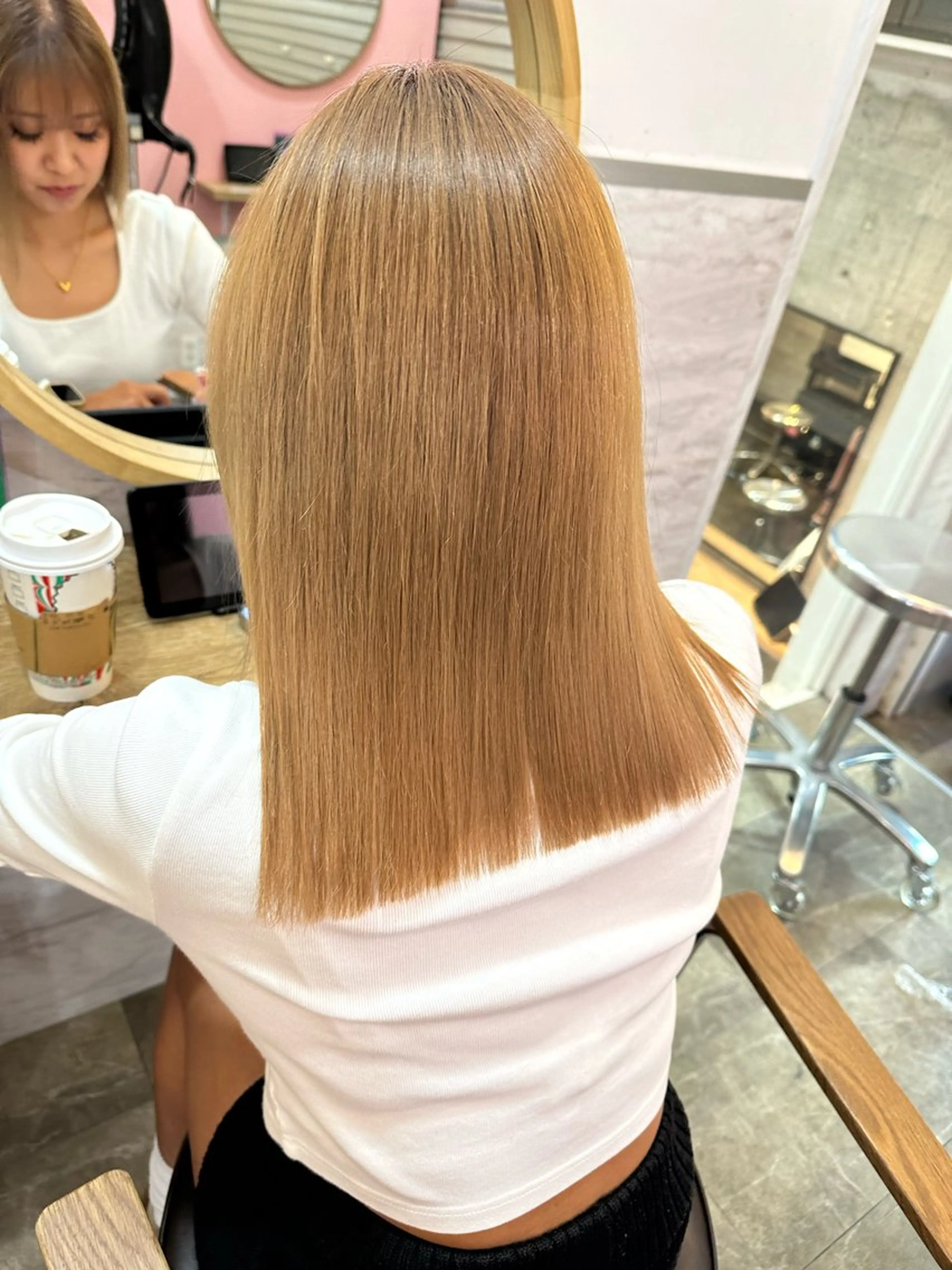 カラー Dimo＆所属・レイヤーカット 🐶ダイスケ🐶のヘアスタイル