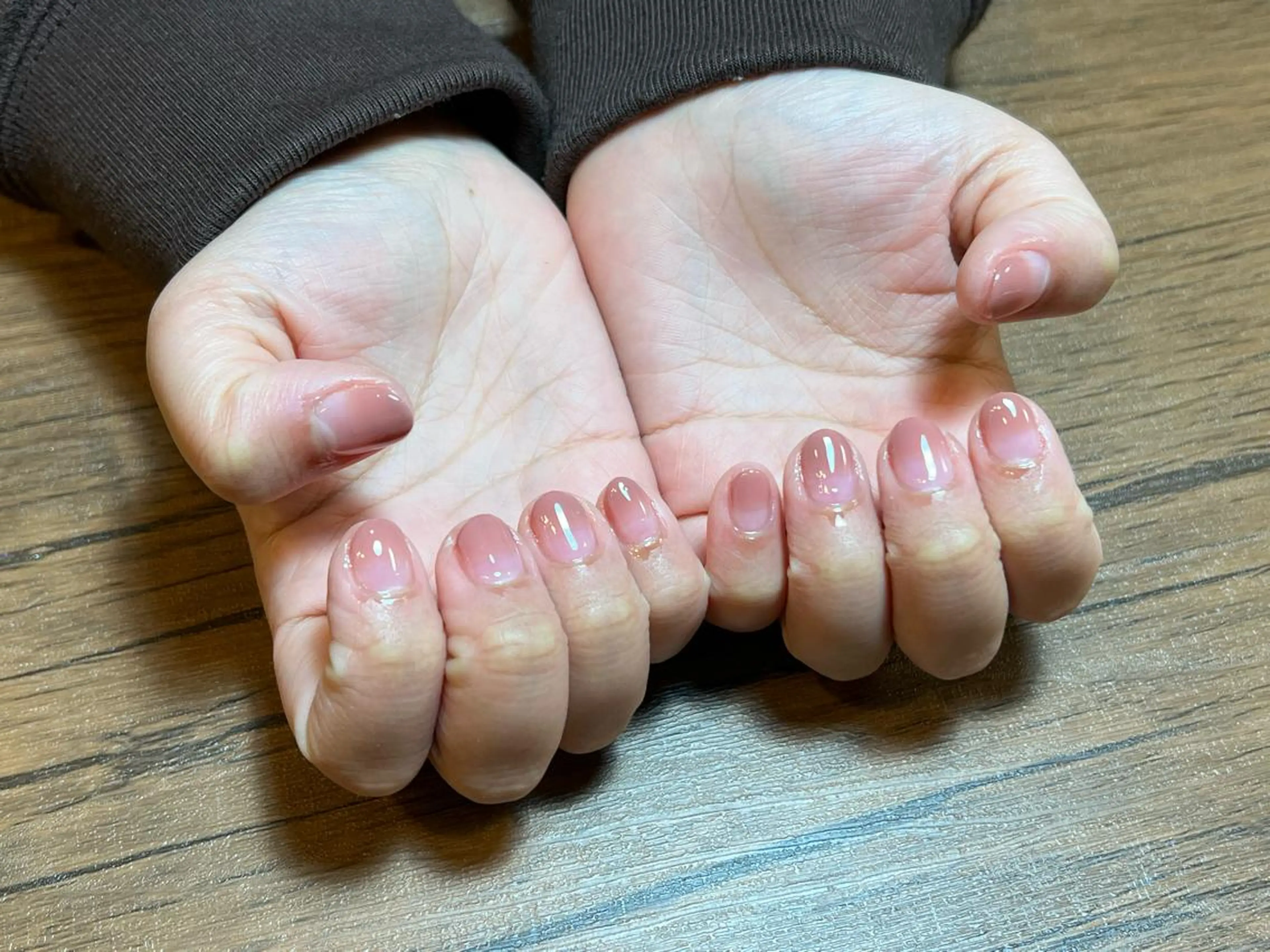 ネイル グラデーション シンプルネイル ハンドネイル HENRIETTA NAILSALONのネイルデザイン