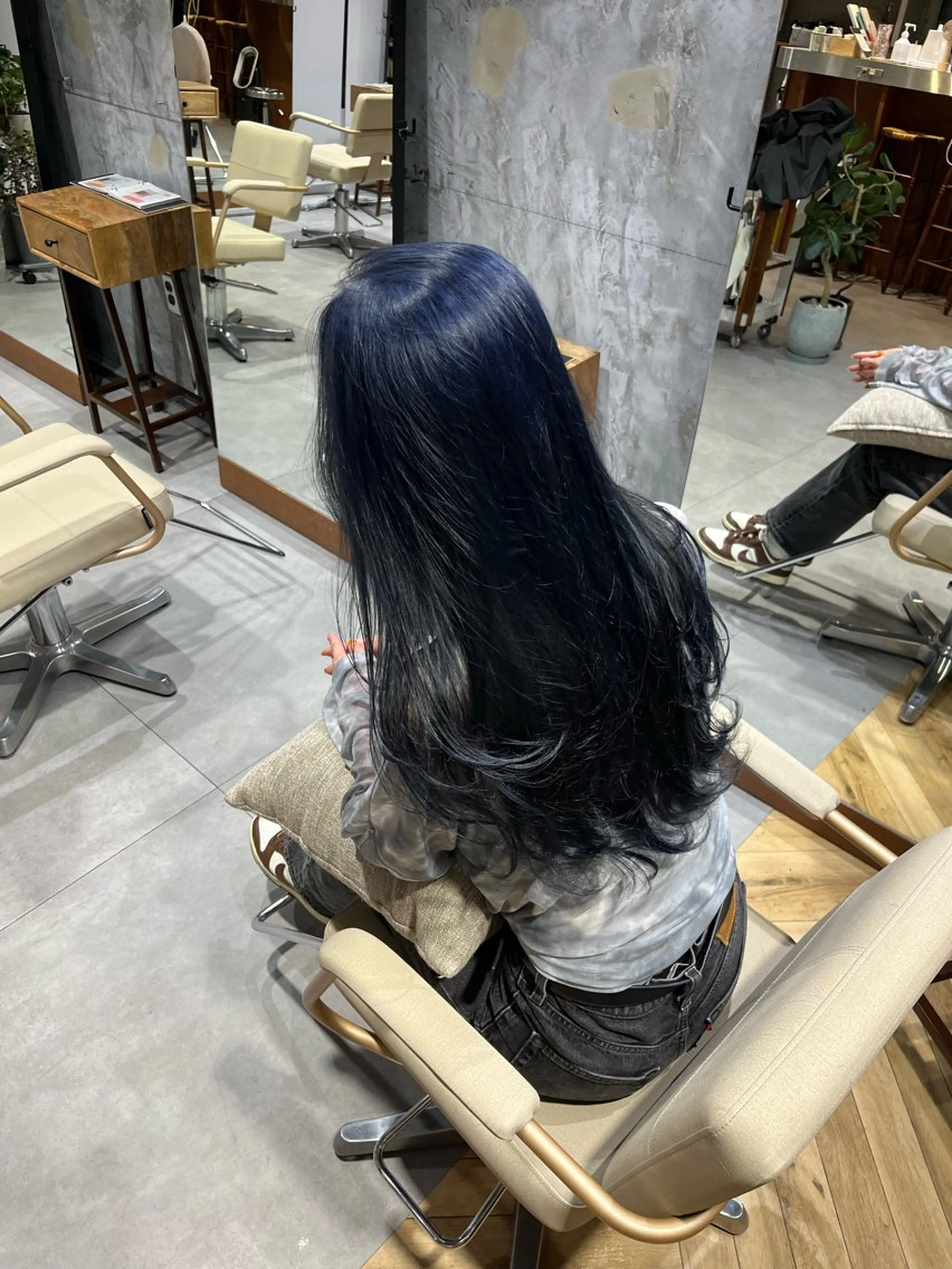 ロング カラー ヘアカラー 相宮 優羽のヘアスタイル