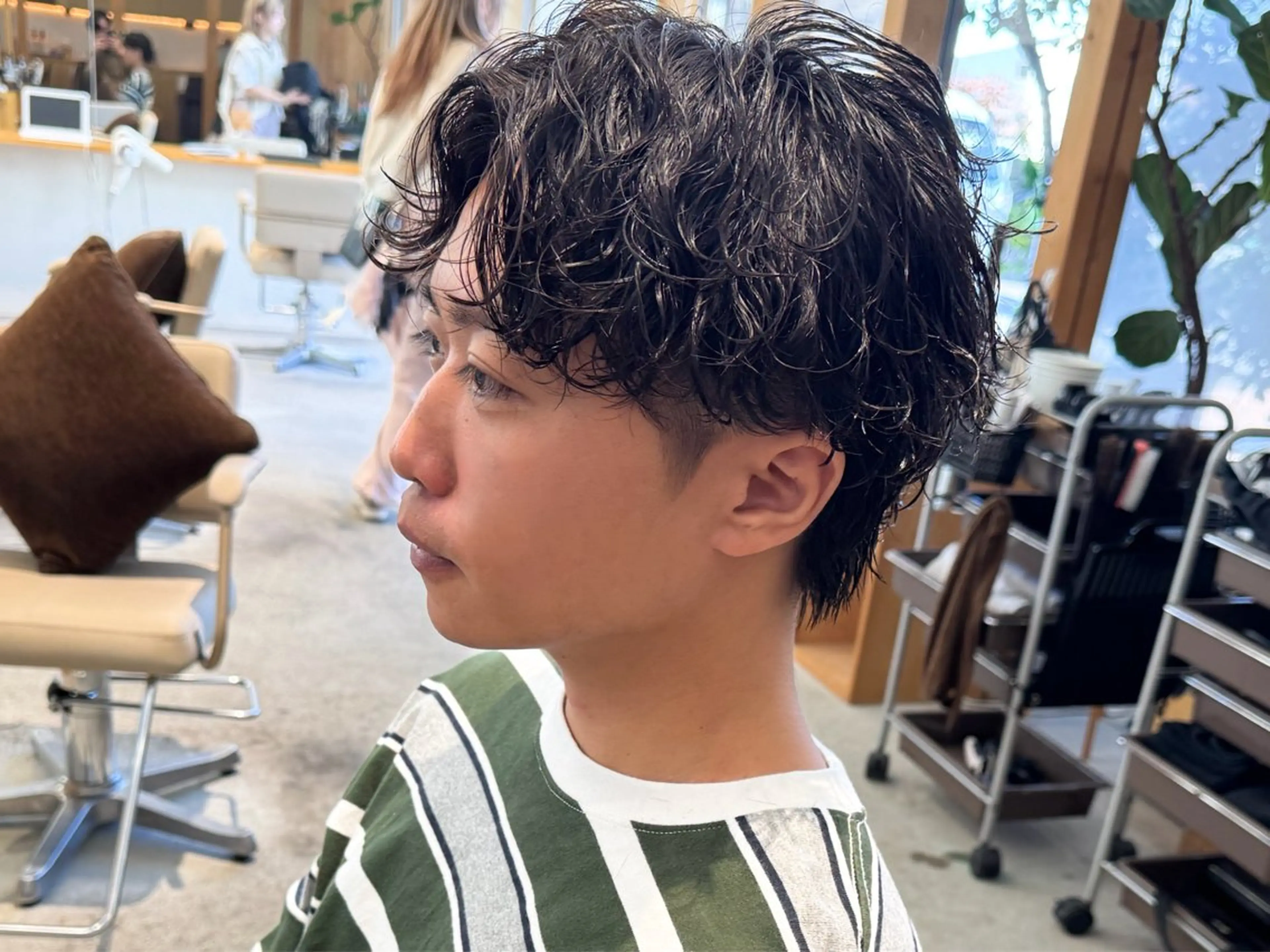 骨格矯正メンズカット＋波巻きパーマ＋2stepトリートメントの写真