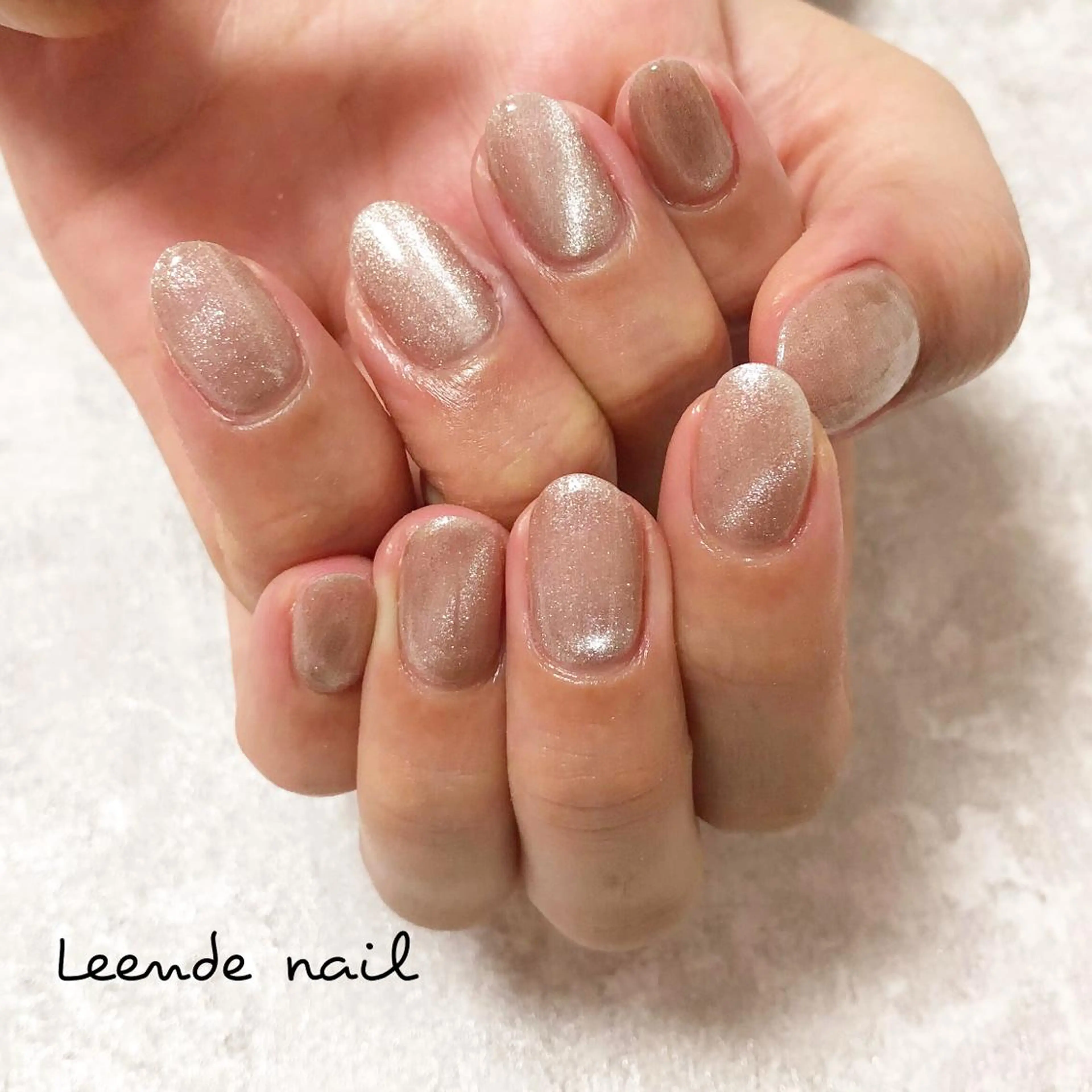ネイル ジェルネイル マグネットネイル Leendenail 【リエンダネイル】のネイルデザイン