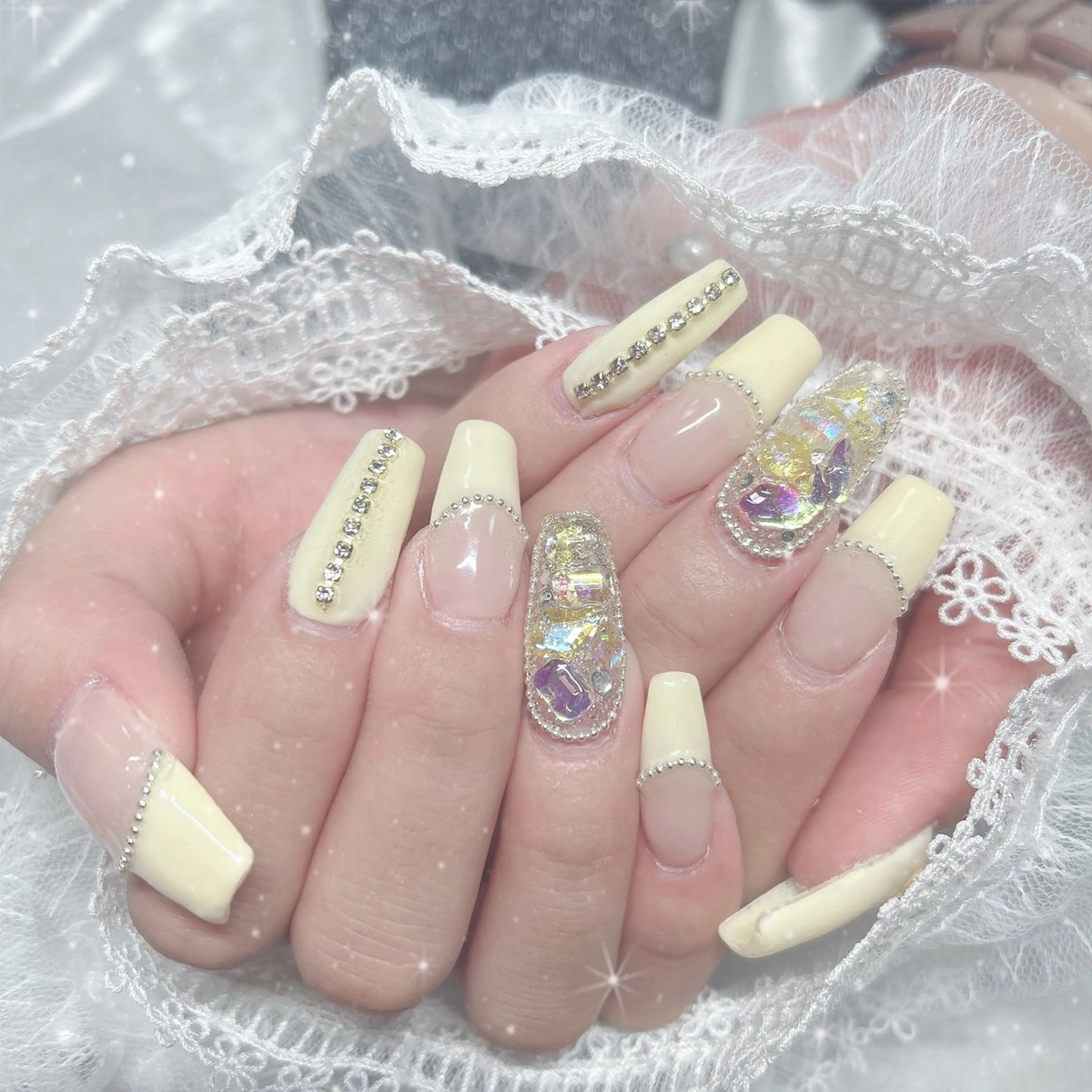 ネイル フレンチネイル 黄色 Bestnail所属・Best Nail Yu🎀🫧のネイルデザイン