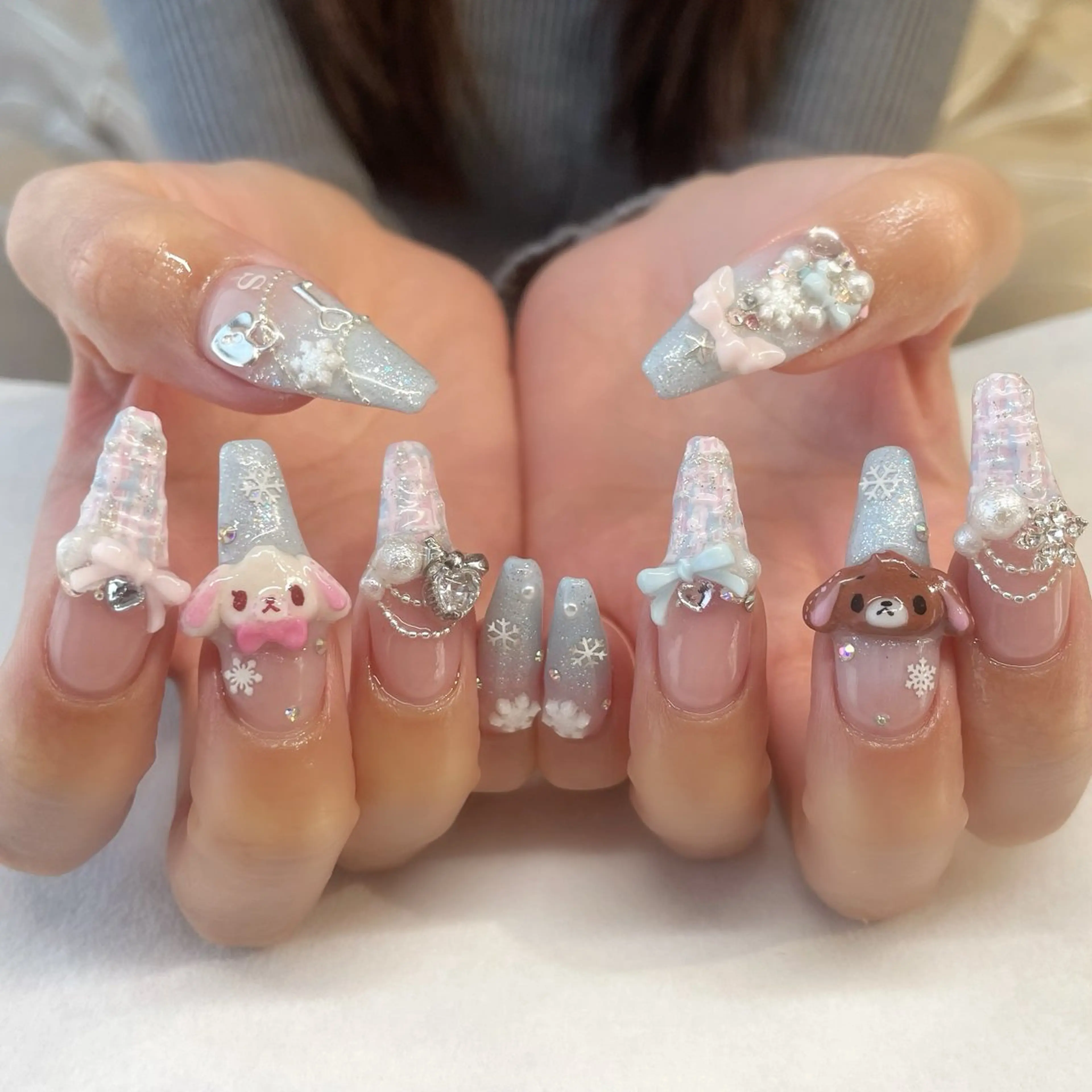 ネイル ハンドネイル 💎🐰 saki. m 🐰💎のネイルデザイン