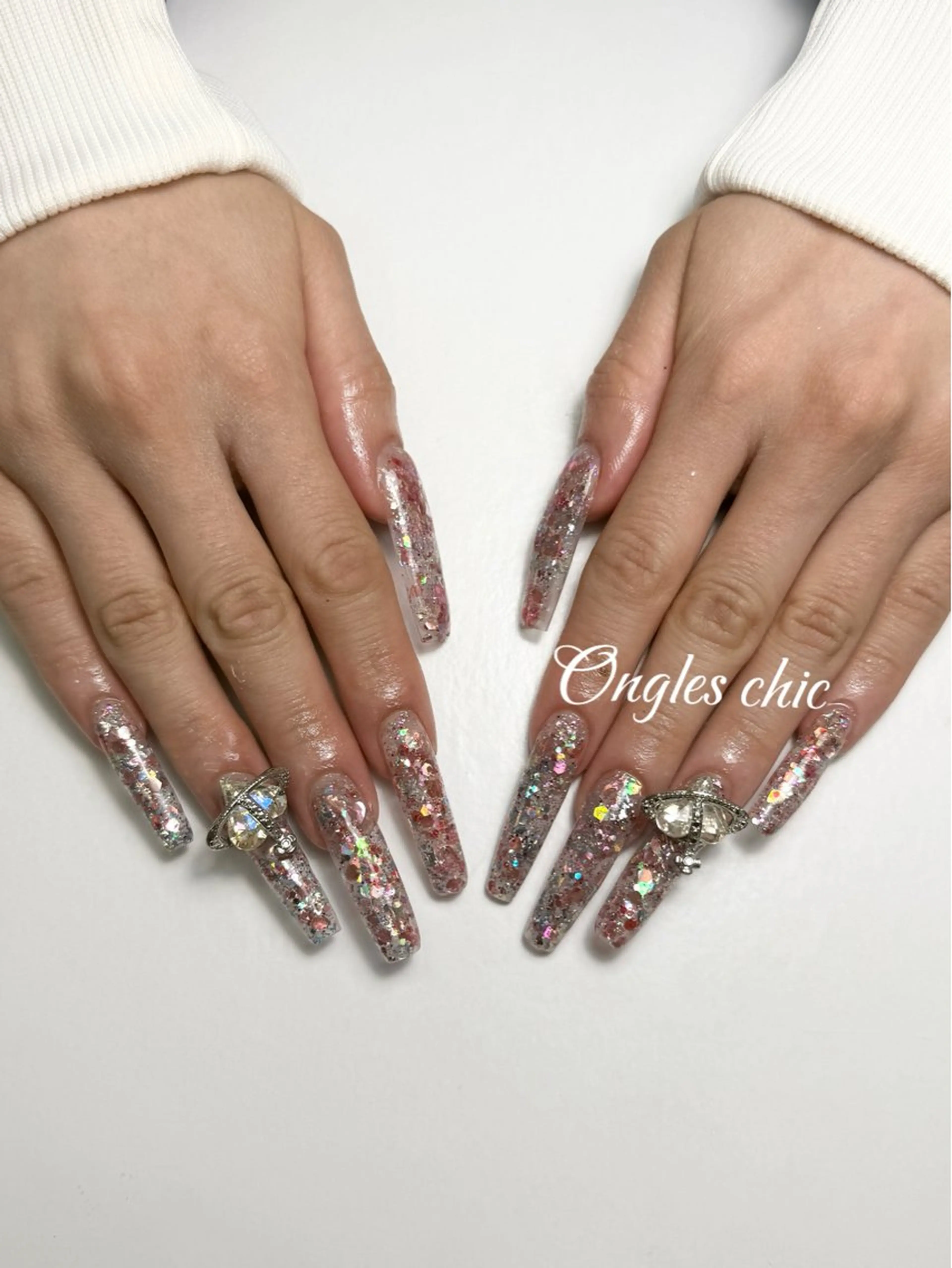 ネイル ハンドネイル ongles chicのネイルデザイン