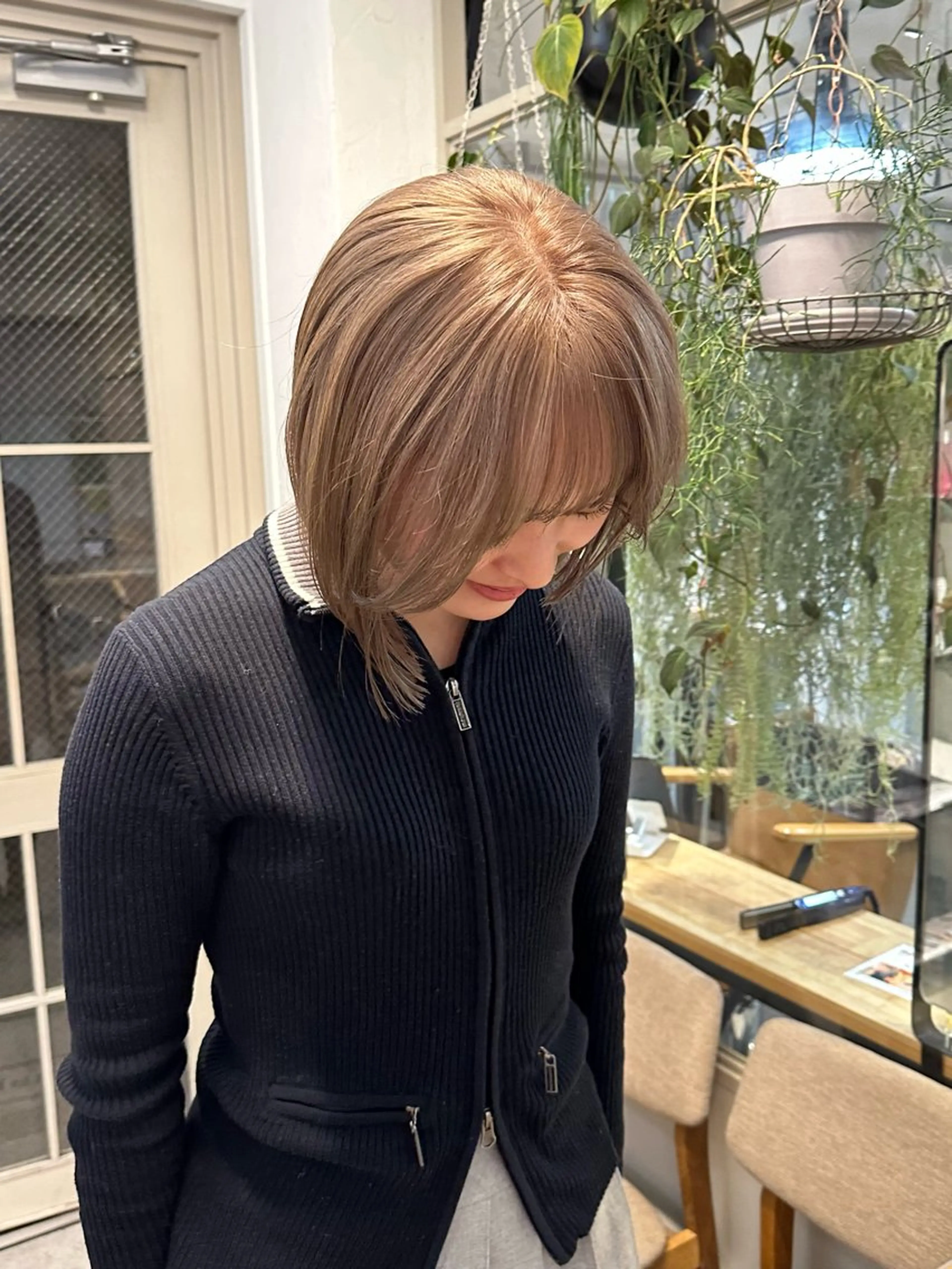 ショート カラー ブリーチ ハイトーンカラー ブリーチなしカラー ボブ ヘアカラー REINA☁️透明感 カラー/ぷつっと♡のヘアスタイル