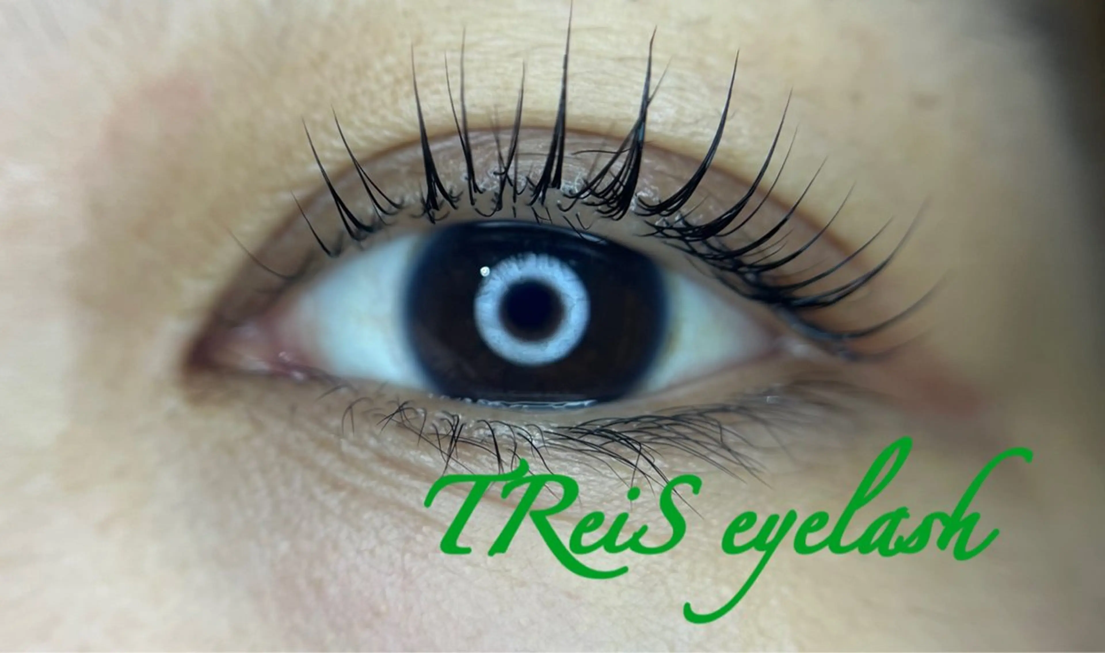 マツエク・マツパ TReiS所属・TReiS eyelashのマツエク・マツパデザイン