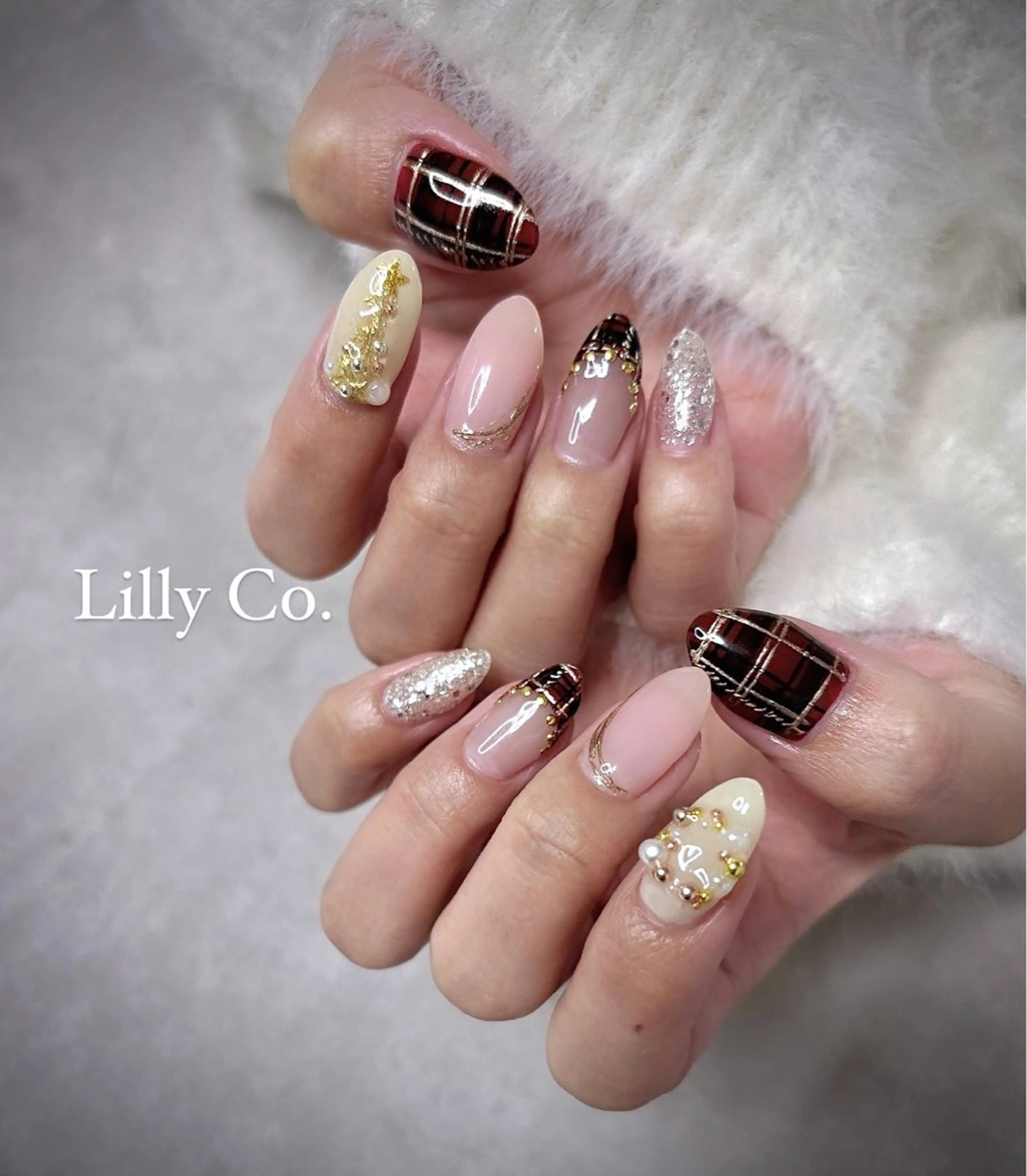 ネイル ハンドネイル ハンドケア Lilly Co.のネイルデザイン