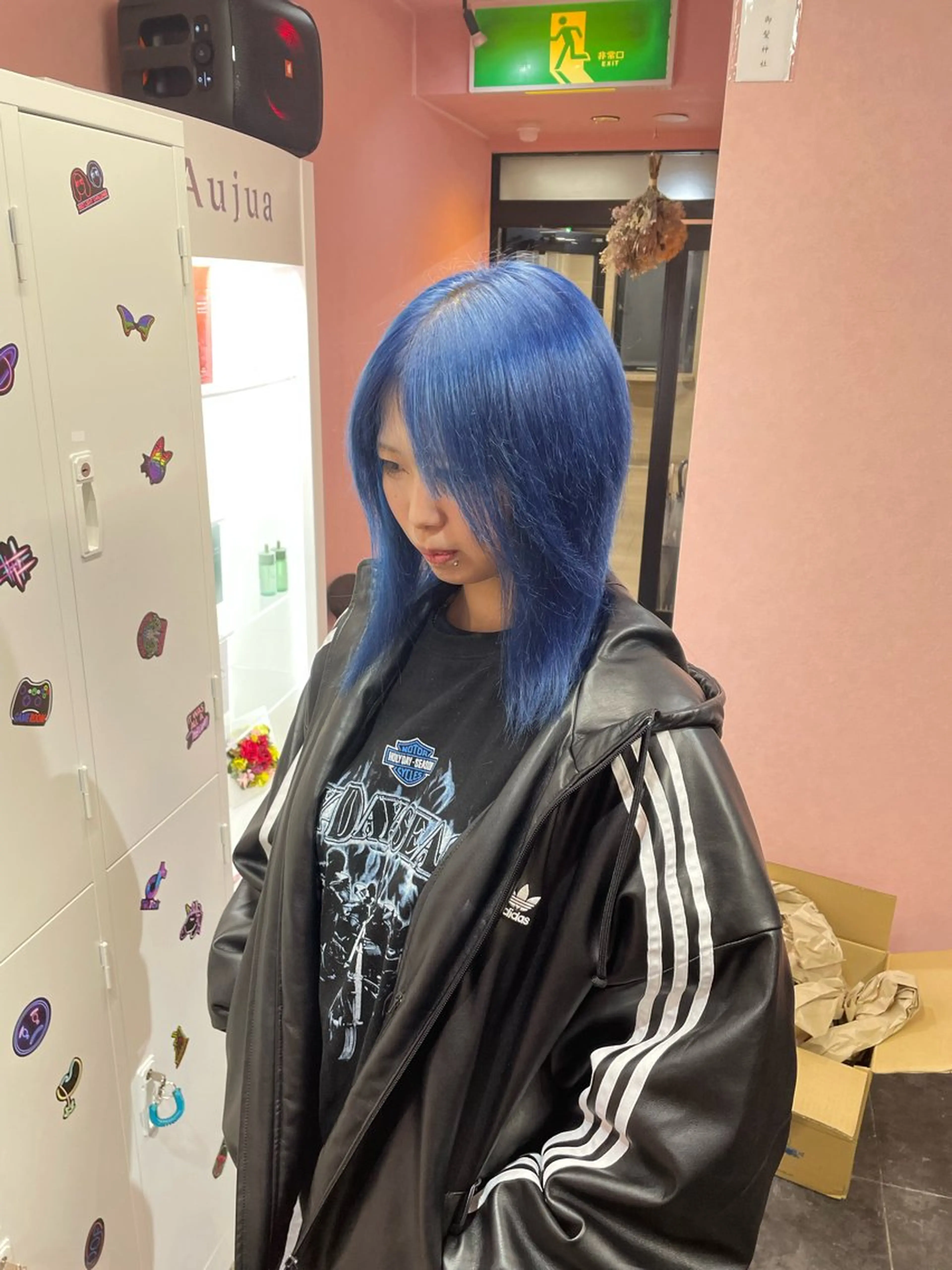 セミロング カラー ブルーカラー ヘアカラー ハイトーン/ブリーチ /hikaruのヘアスタイル