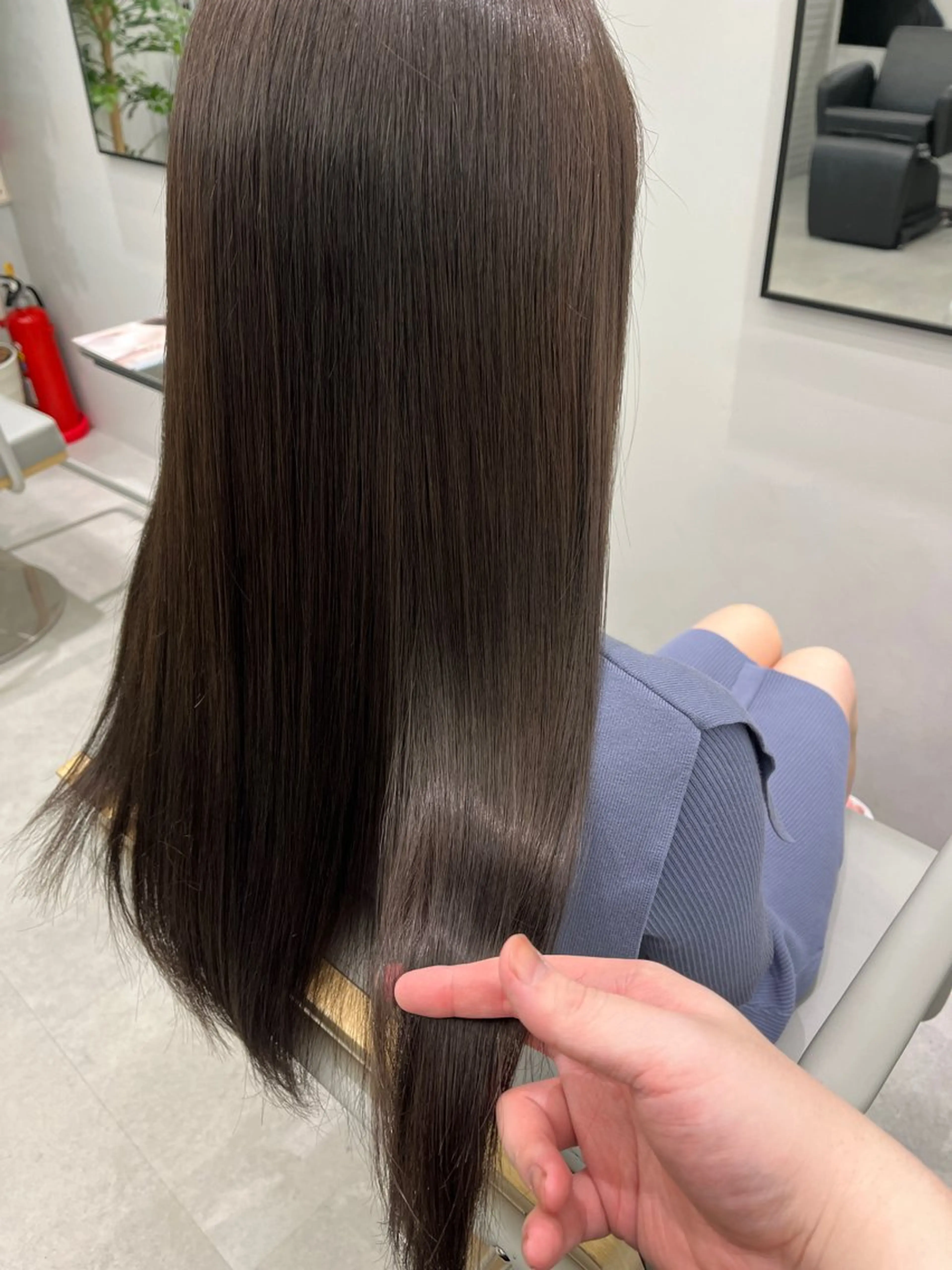 ロング カラー カット ヘアカラー トリートメント 菅 樹希弥のヘアスタイル