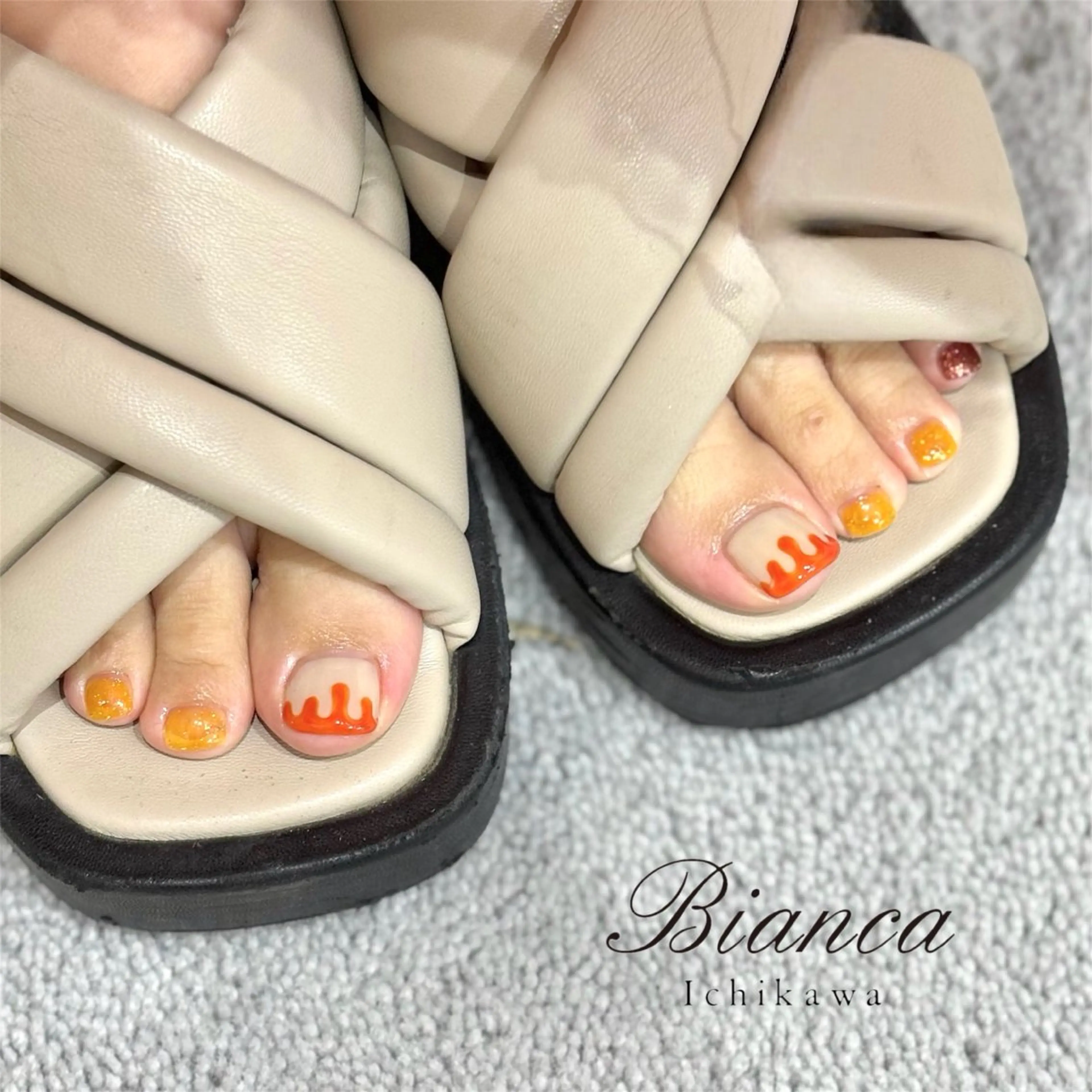 ネイル フットネイル 🕊️Bianca 児玉🕊️のネイルデザイン
