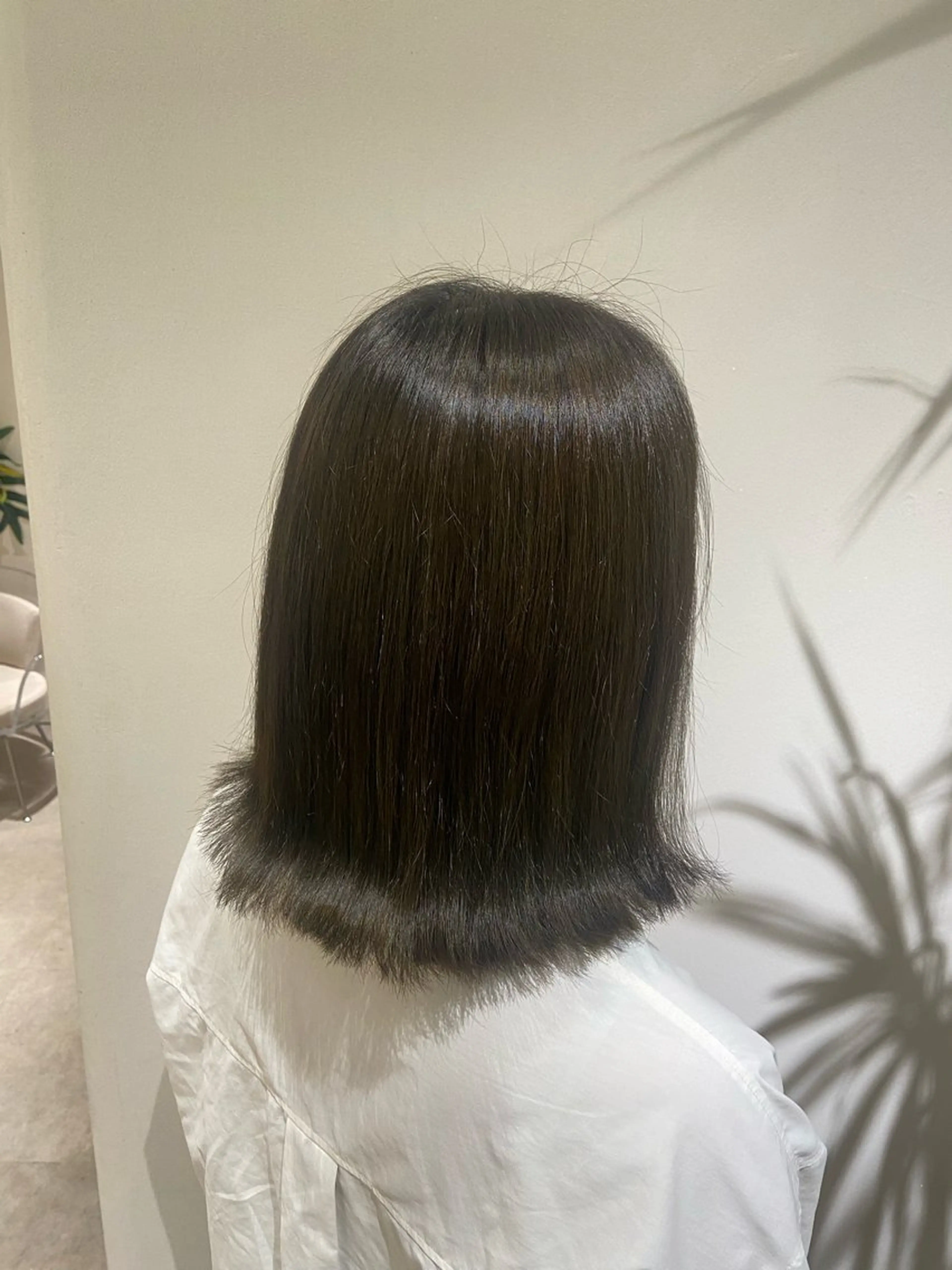 ミディアム カラー オリーブカラー 飯沼 蒼太のヘアスタイル