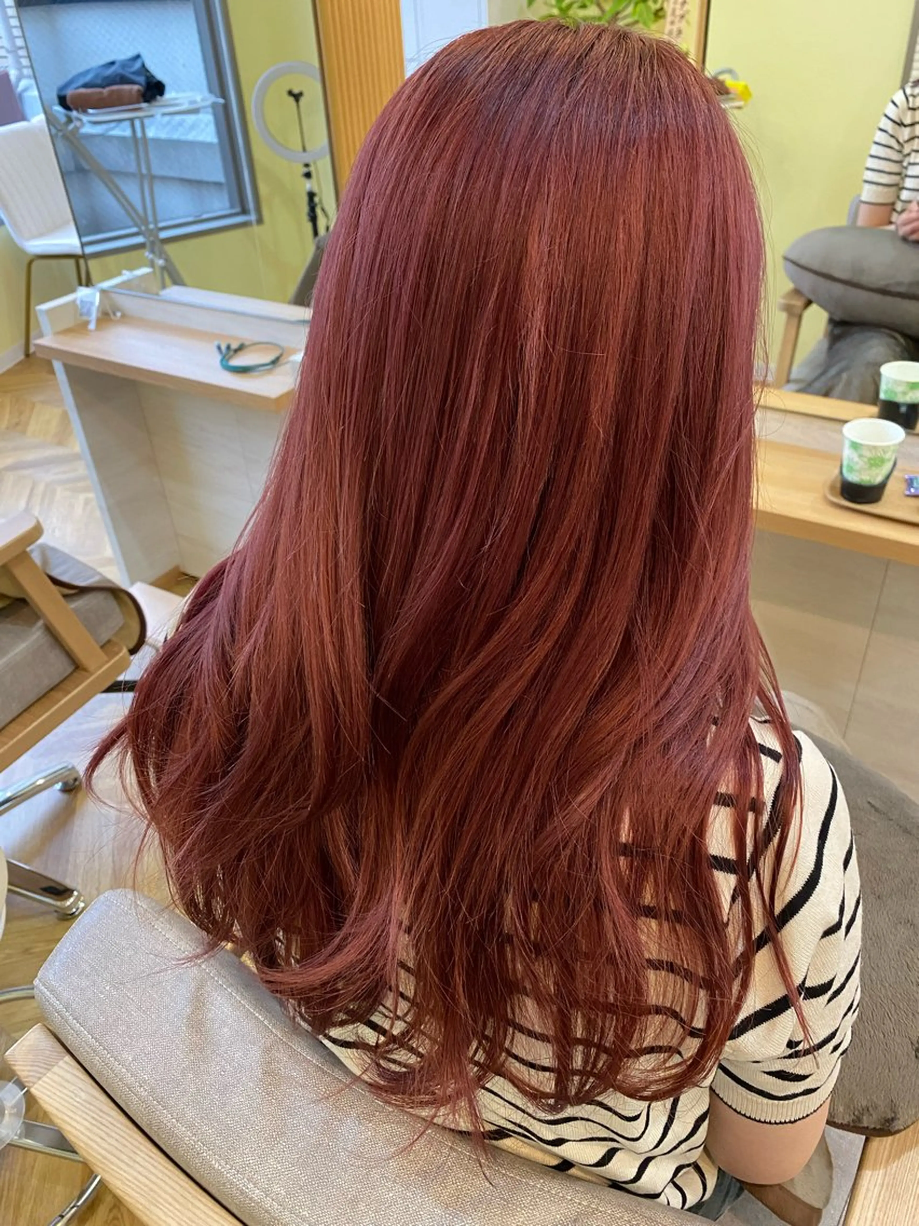 ロング カラー ブリーチ レッドカラー カット ヘアカラー 南上 野々佳のヘアスタイル