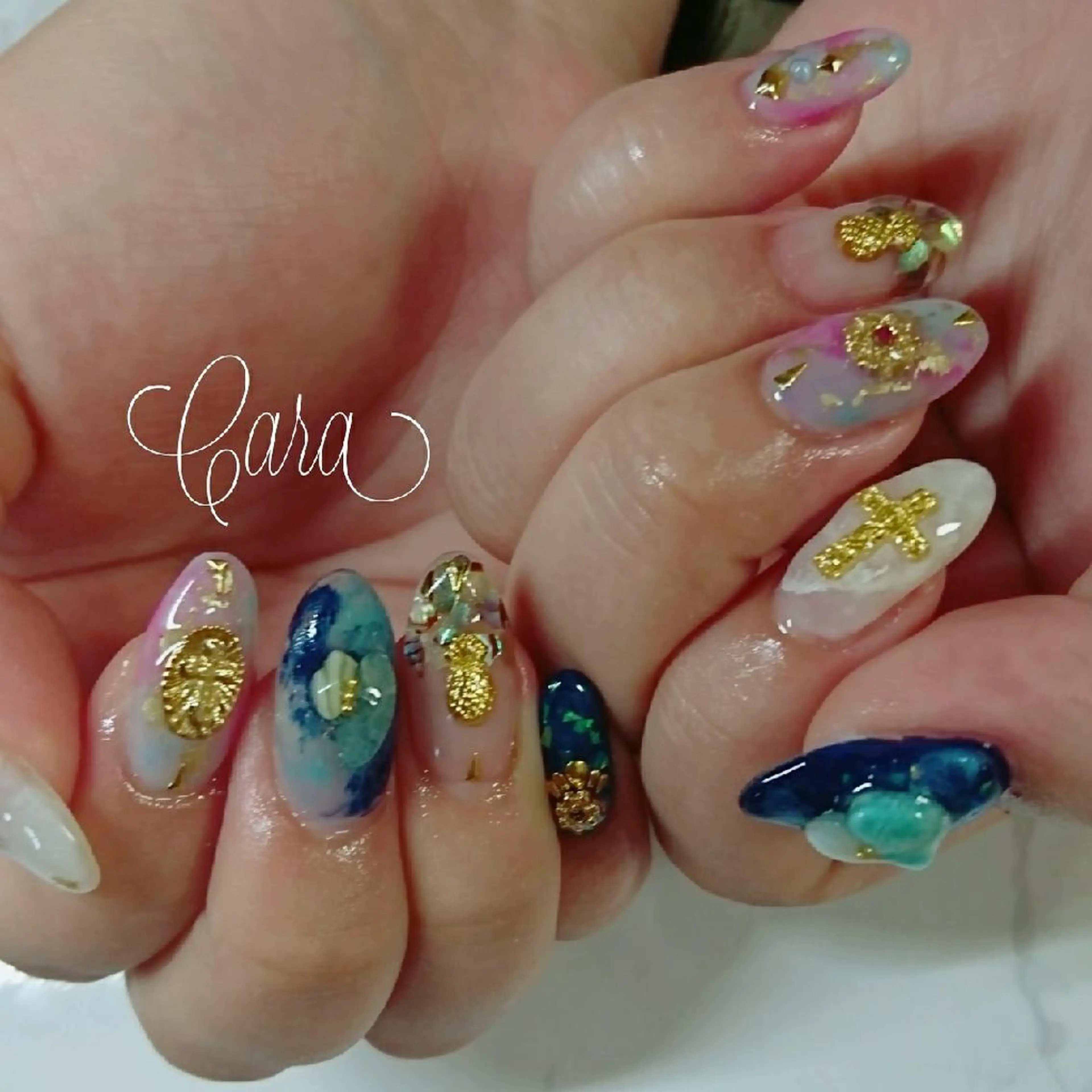 ネイル instinkt_ Mio Mizunoのネイルデザイン