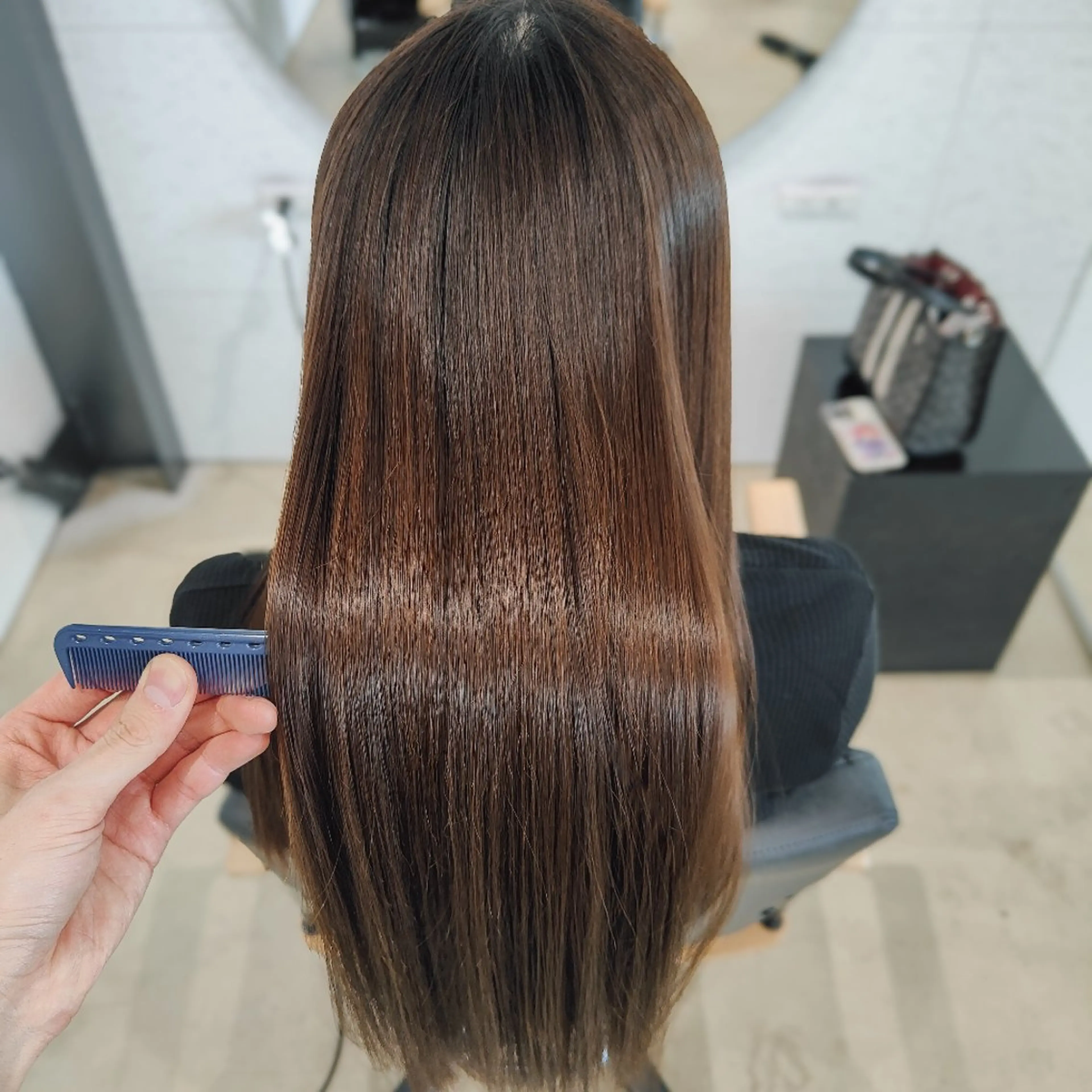 ロング デザインカット 髪質改善 トリートメント BE HERE NOW N°03所属・角谷 貫太郎のヘアスタイル