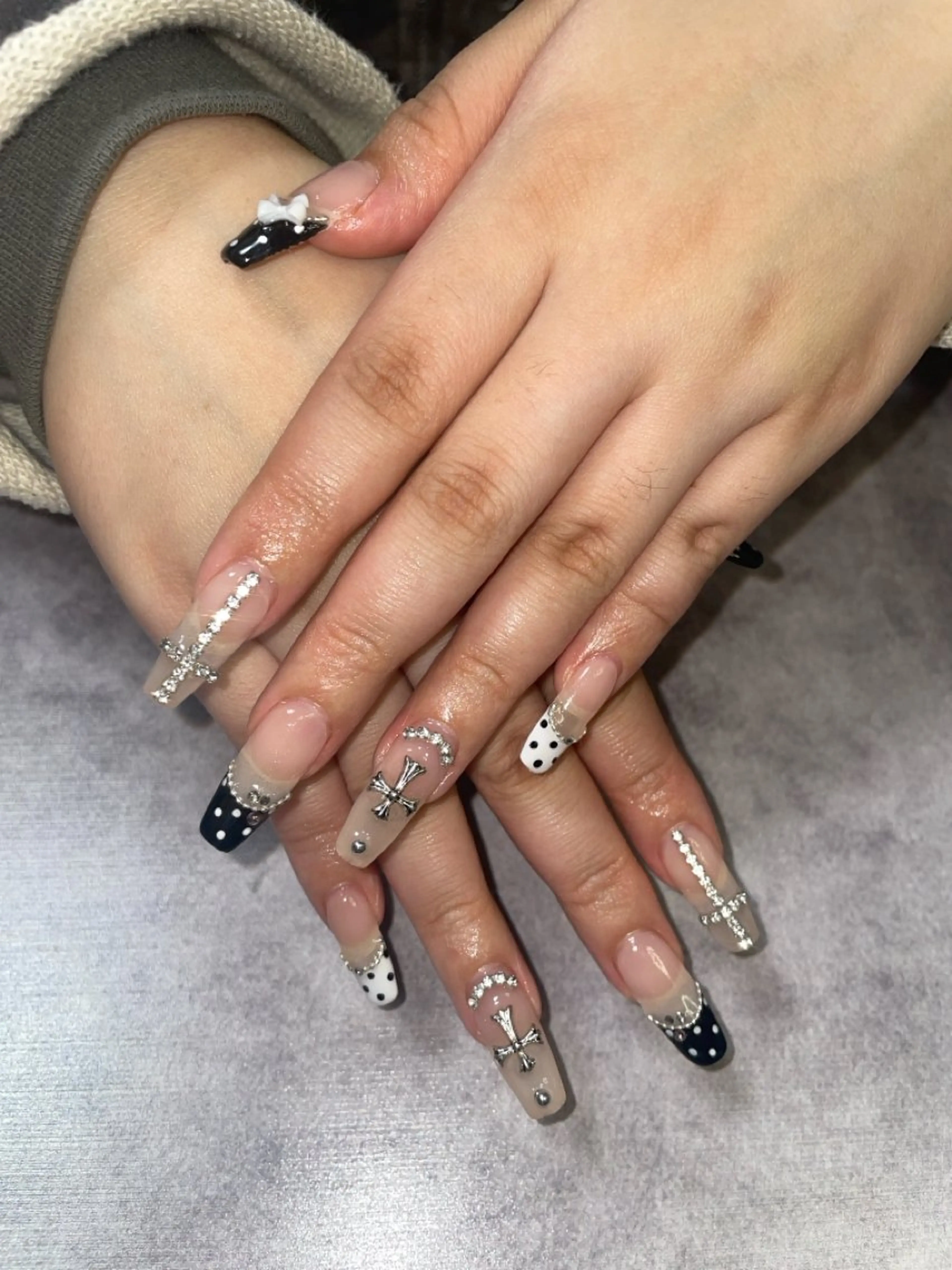 ネイル ハンドネイル rino  nail所属・坂上 詩織のネイルデザイン