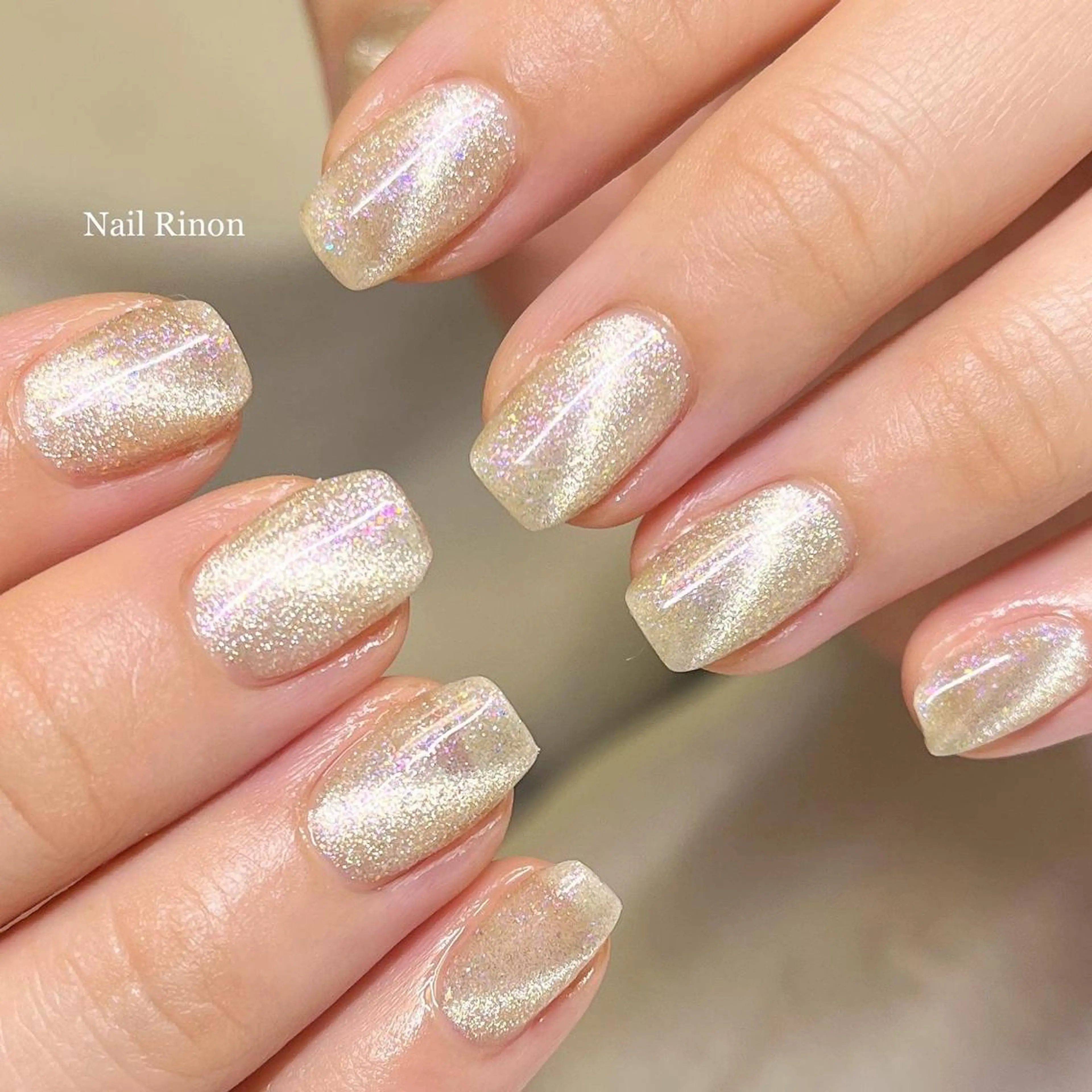 ネイル オーロラネイル マグネットネイル ピンク ハンドネイル Nail Rinonのネイルデザイン