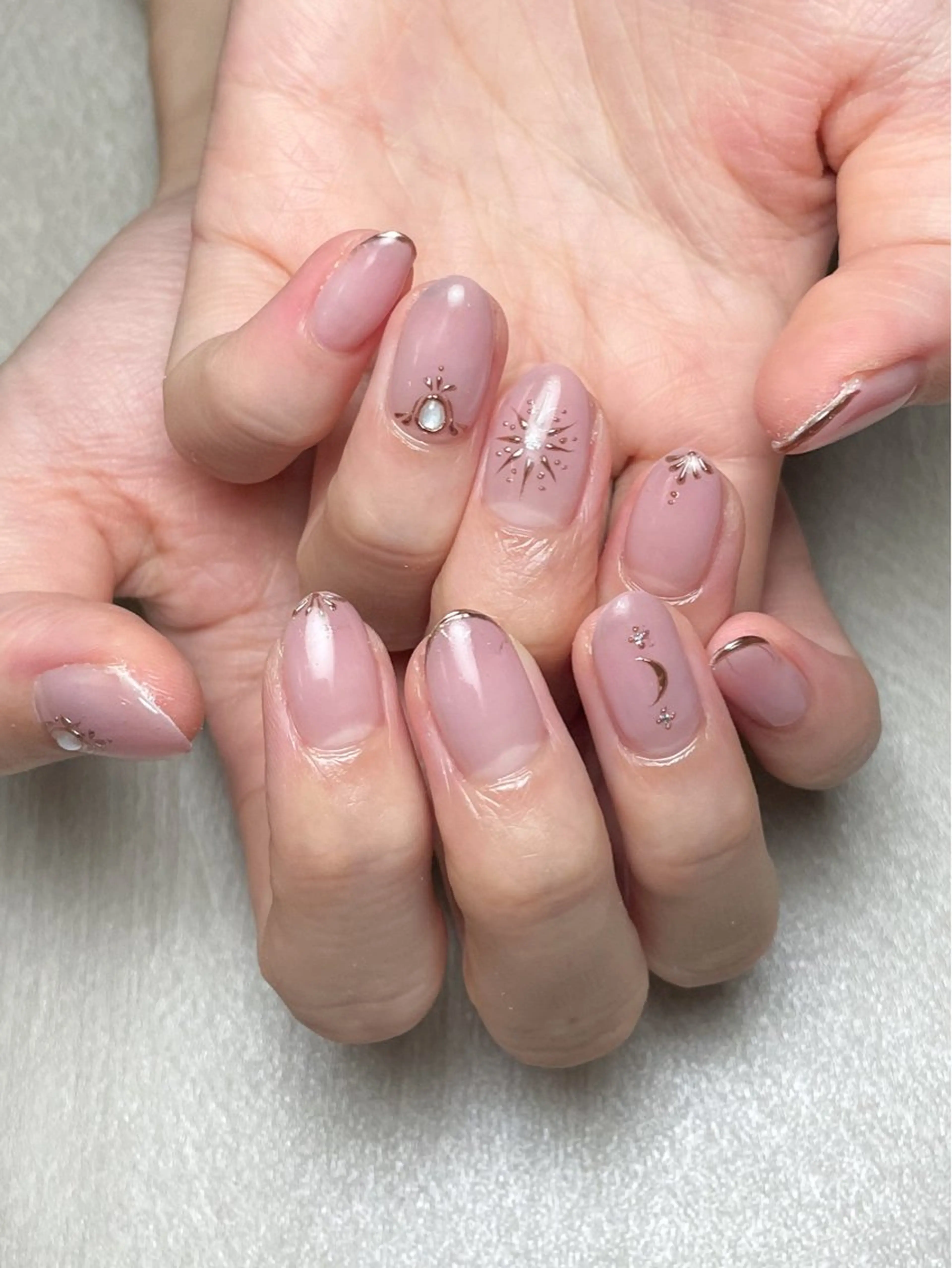 ネイル atelier　FIORITURA所属・FIORITURA aiのネイルデザイン