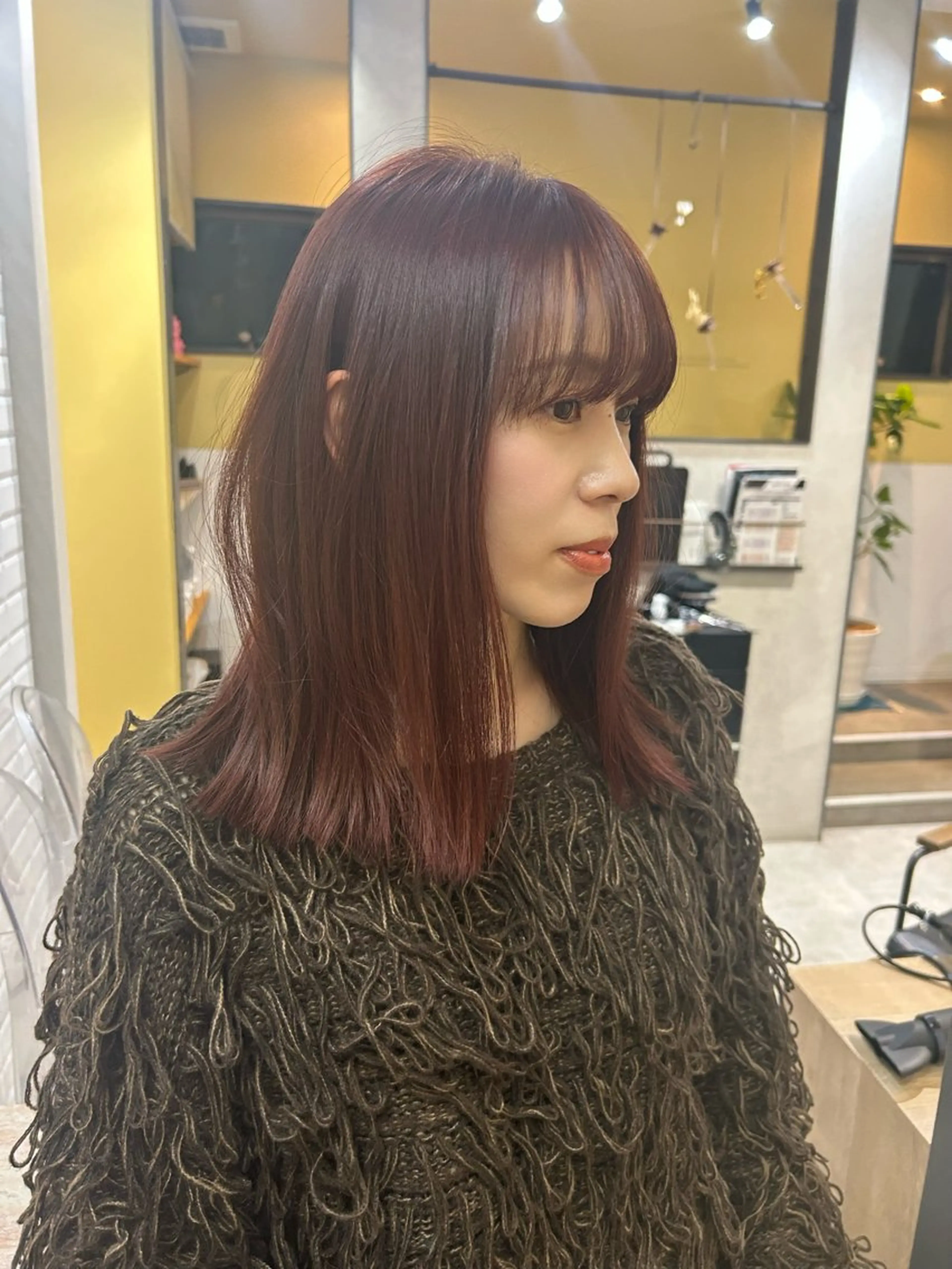 ロング カラー ブリーチ ボルドーカラー ブリーチなしカラー カット ヘアカラー トリートメント hub hair レイヤー/透明感のヘアスタイル